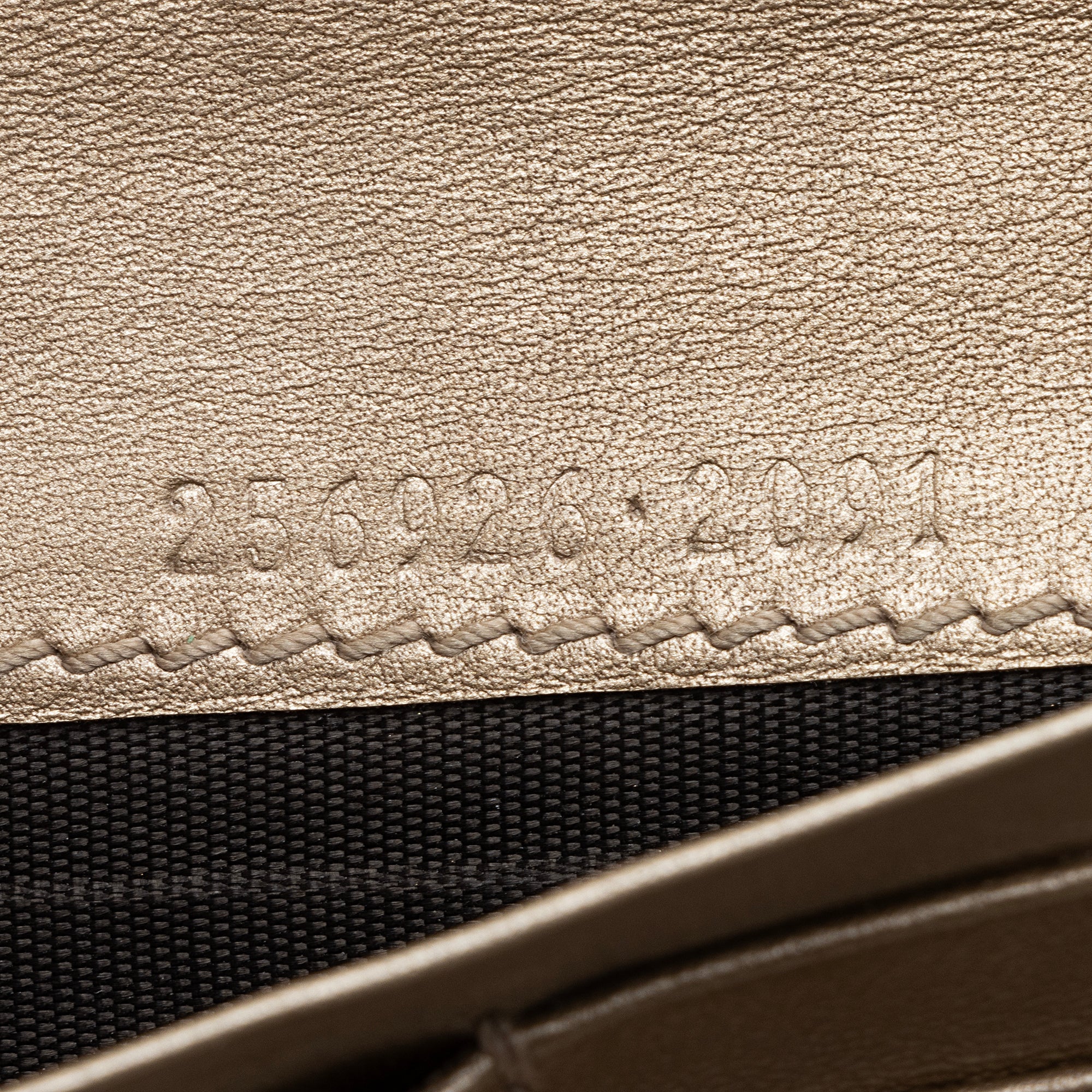 Gucci Metallic Microguccissima Interlocking G Continental Tri-Fold Wallet (SHF-22685)