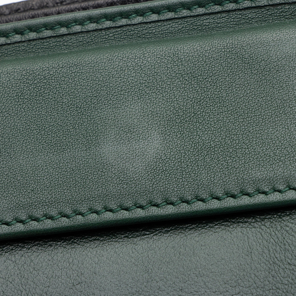 Gucci Microguccissima Leather Bi-Fold Wallet (SHF-EFQIQE)