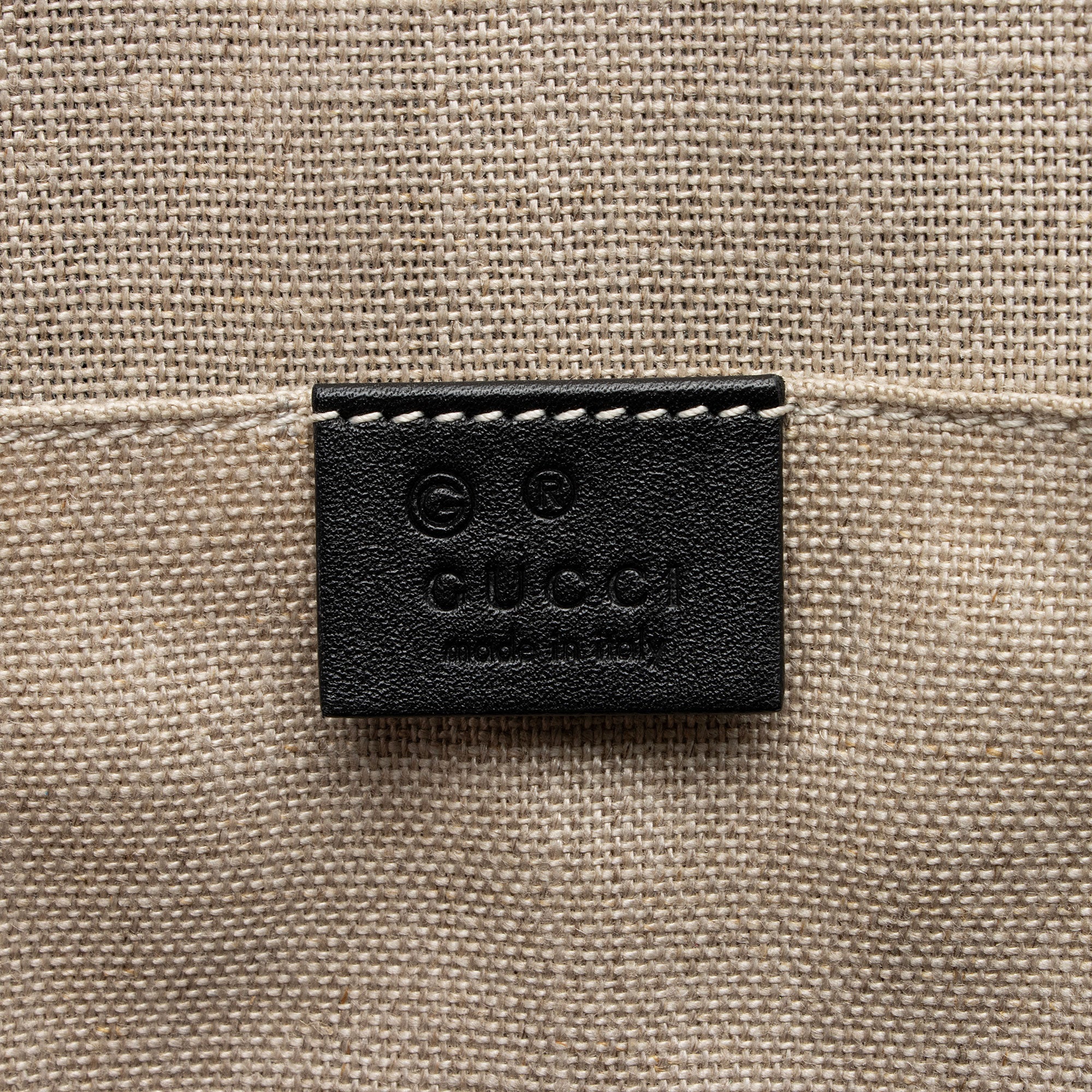 Gucci Microguccissima Leather Dome Small Satchel (SHF-wphdwX)