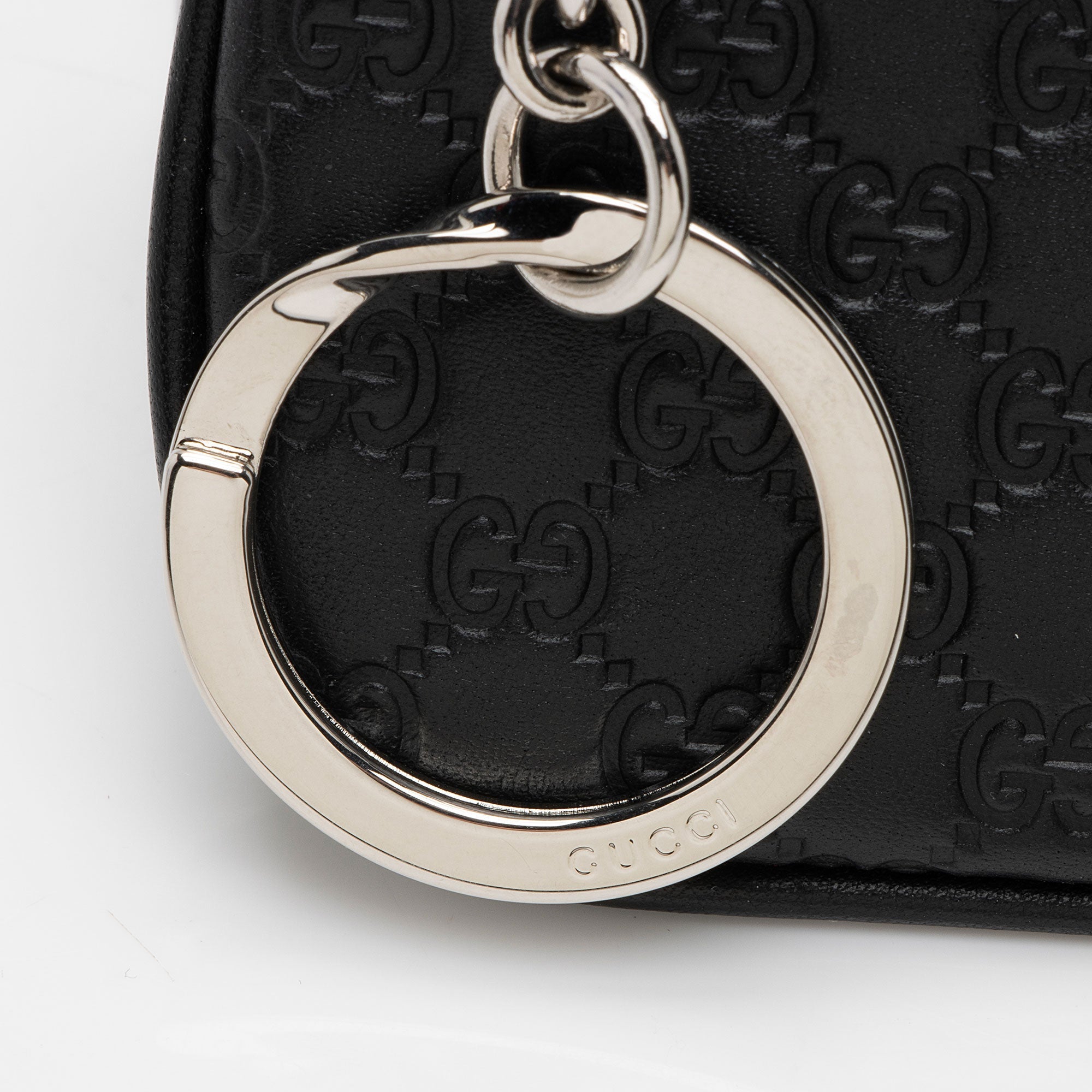 Gucci Microguccissima Leather Key Pouch (SHF-Mp39wT)