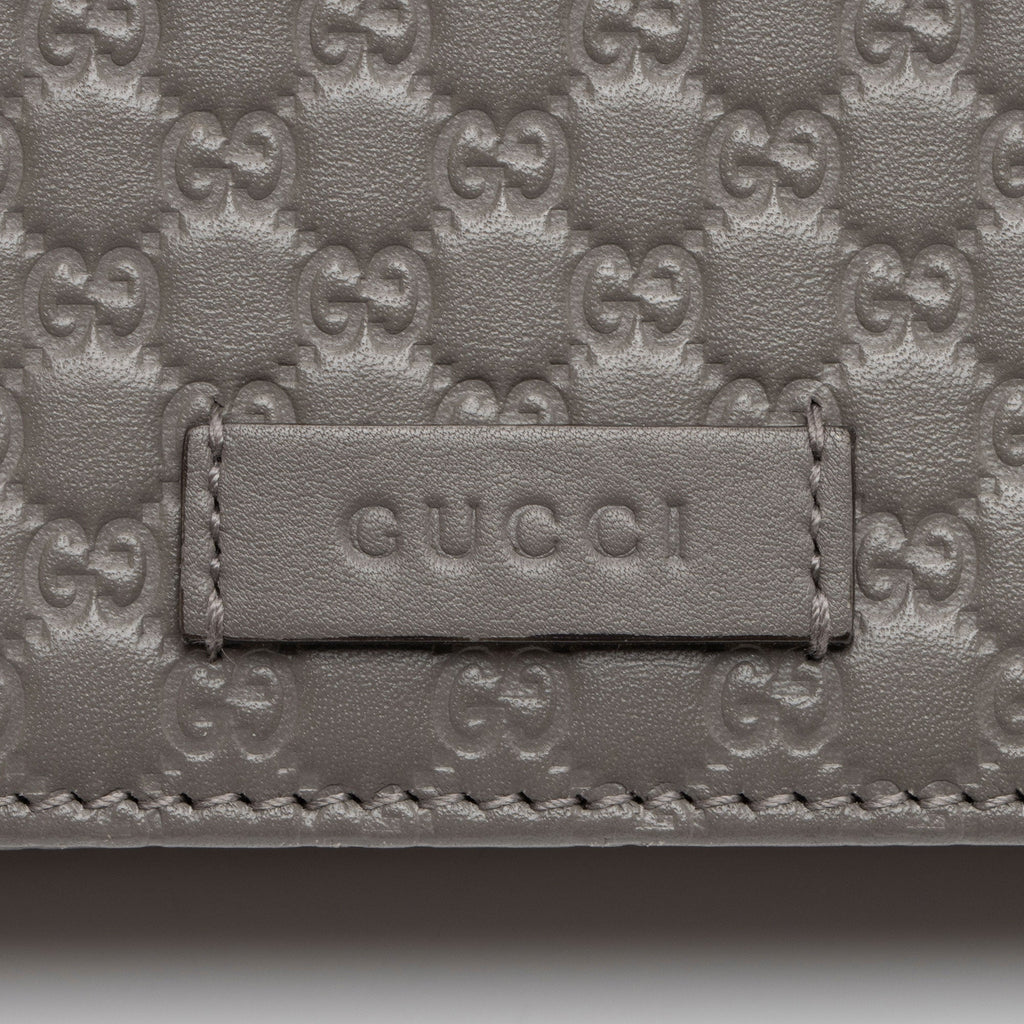 Gucci Microguccissima Leather Wallet Crossbody (SHF-XieKjF)