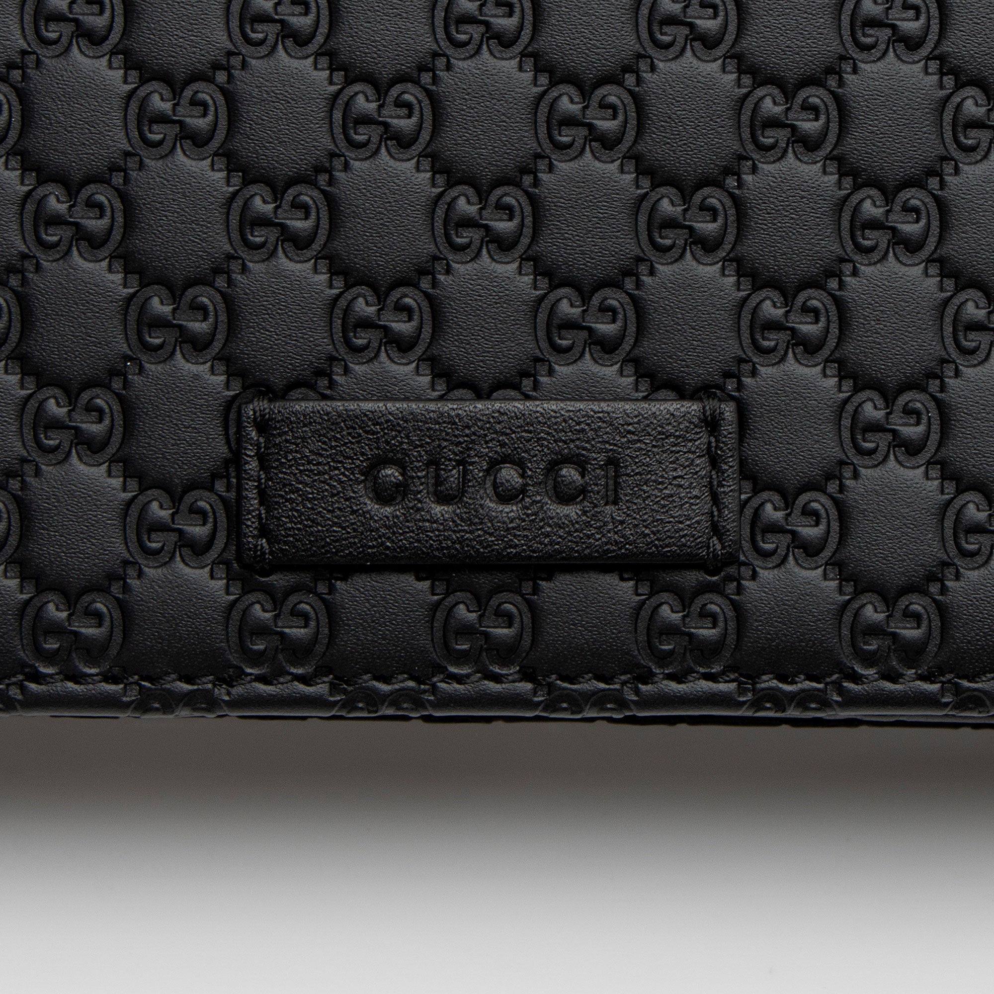 Gucci Microguccissima Leather Wallet Crossbody (SHF-RljdLh)