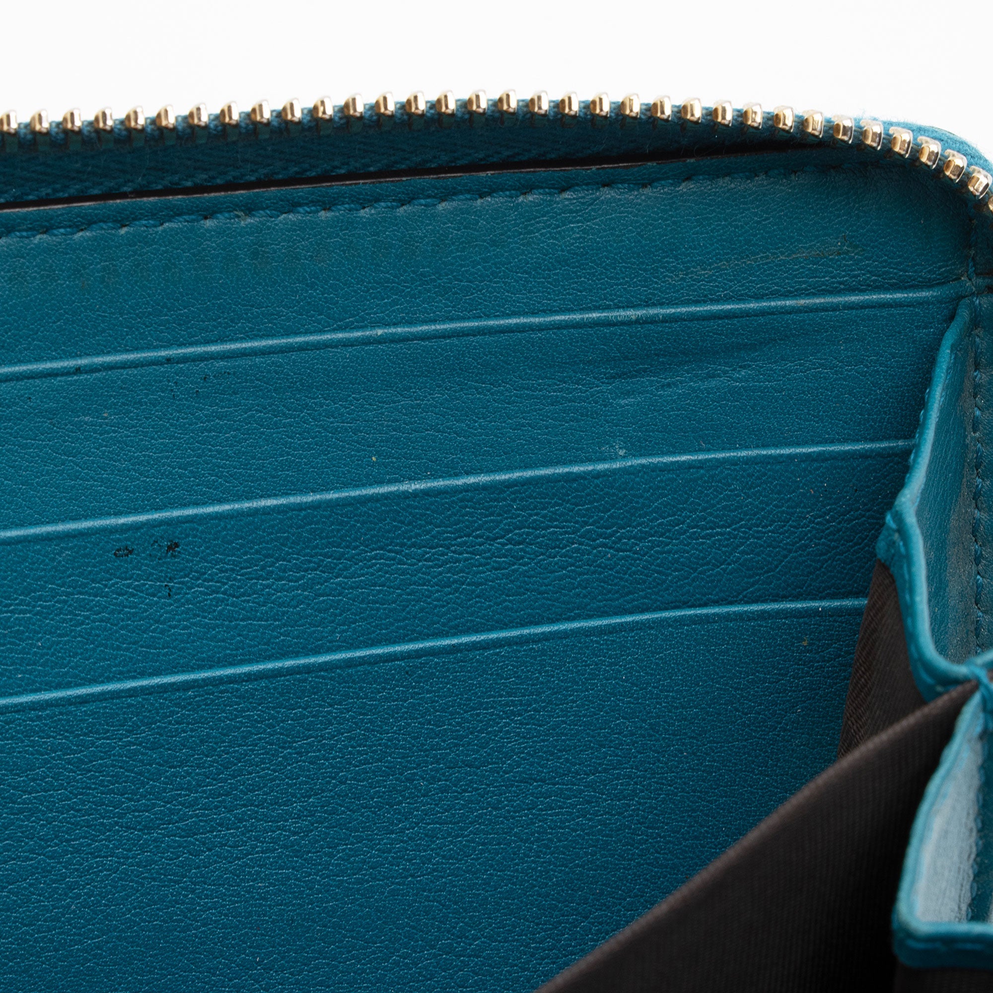 Gucci Patent Microguccissima Leather Nice Zip Around Wallet (SHF-as5XBr)