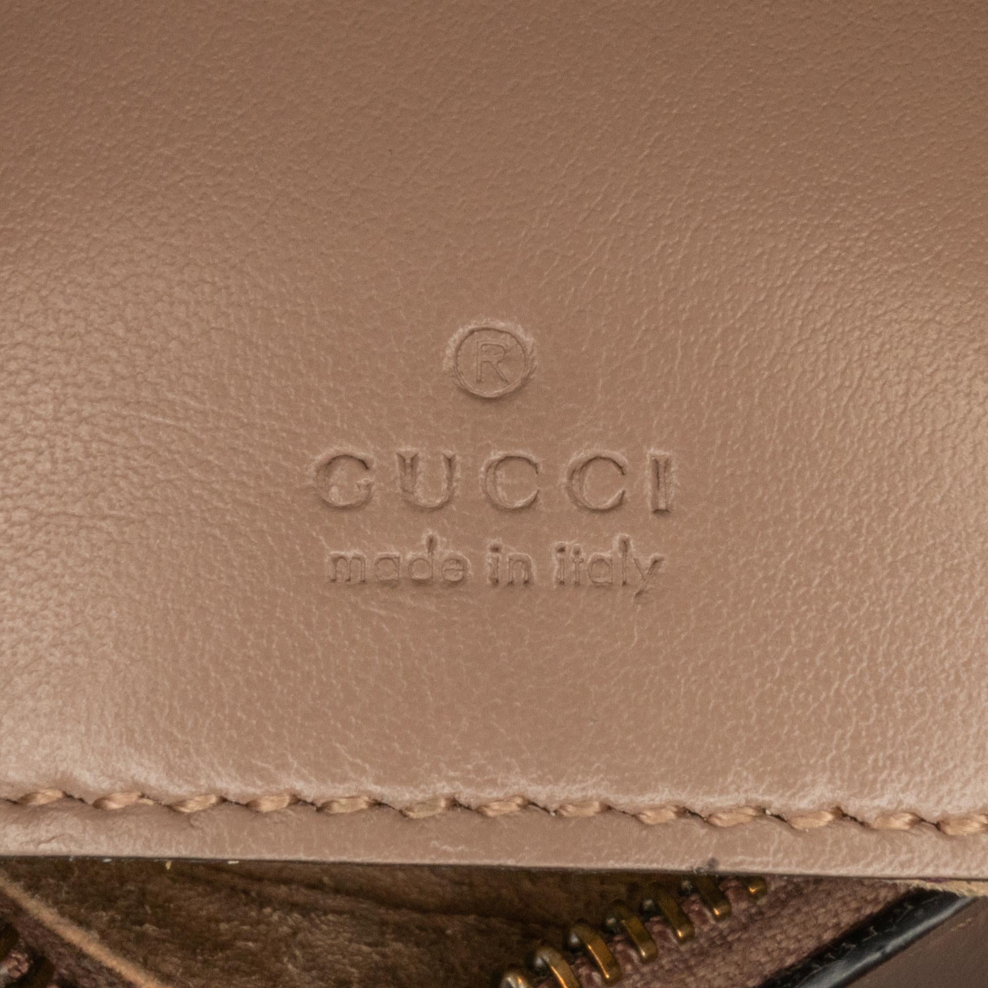 Gucci Mini GG Marmont Half Moon Bag (SHG-IhG8D5)