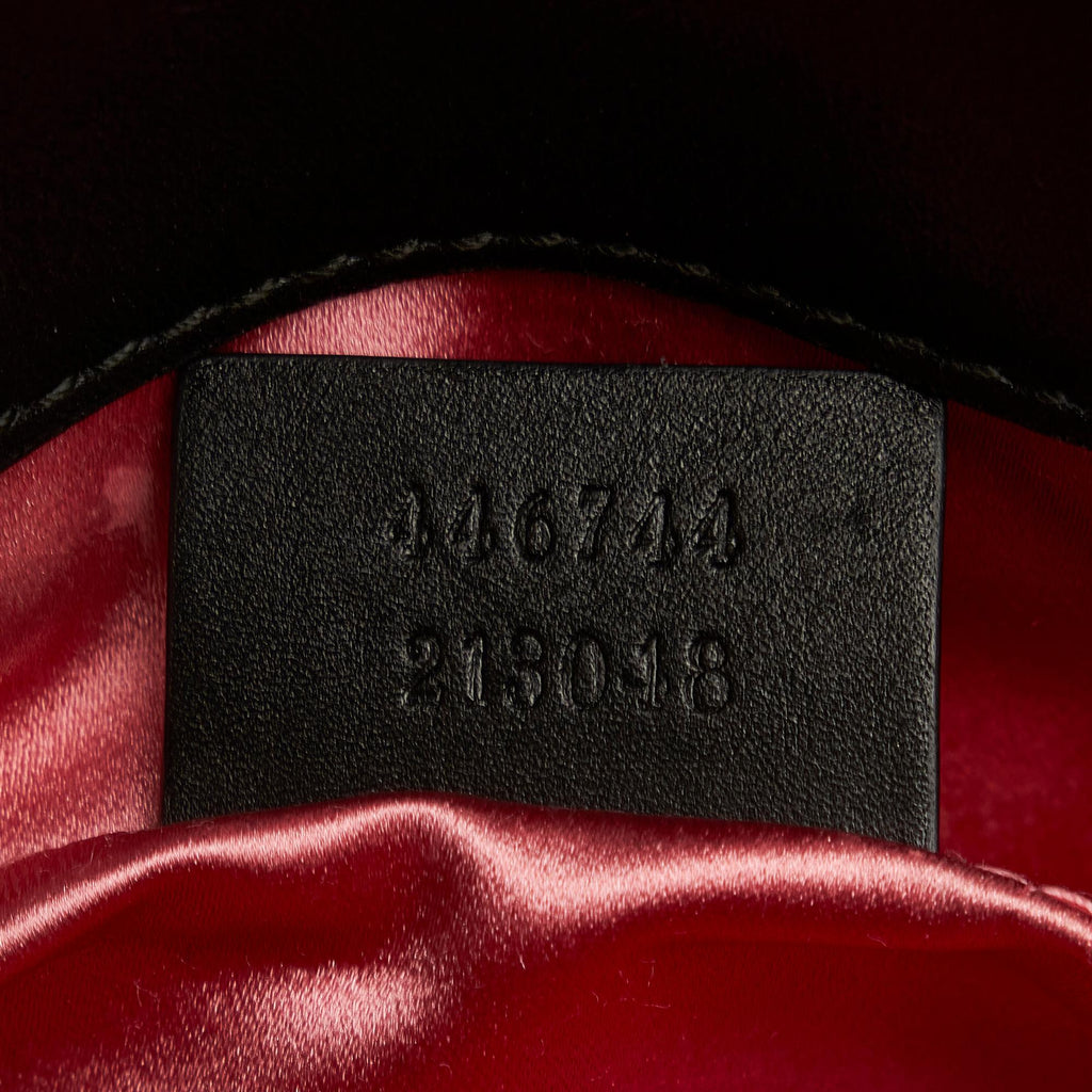Gucci Mini GG Marmont Matelasse Crossbody (SHG-D34Sk3)