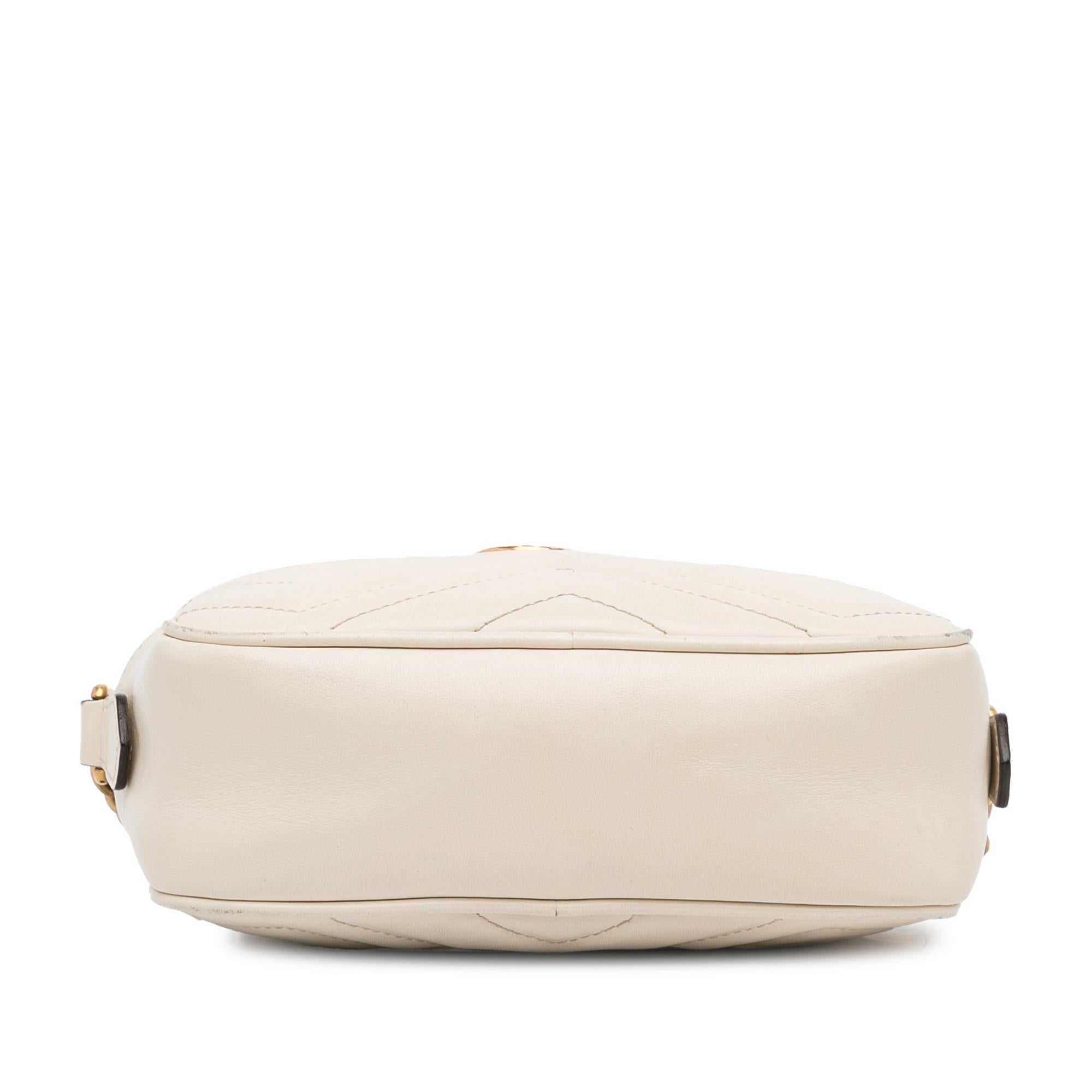 Gucci Mini GG Marmont Matelasse Crossbody (SHG-Zpsdpz)