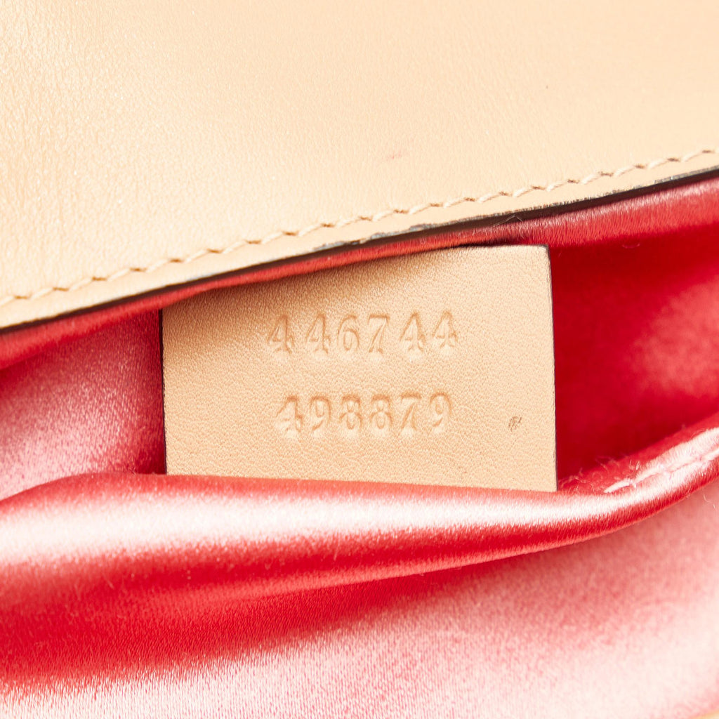 Gucci Mini GG Marmont Matelasse Pearl Crossbody Bag (SHG-NtkRNe)