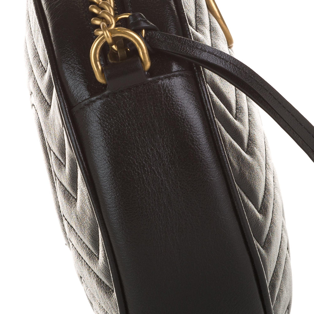 Gucci Mini GG Marmont Matelasse Round Crossbody Bag (SHG-O8pIle)