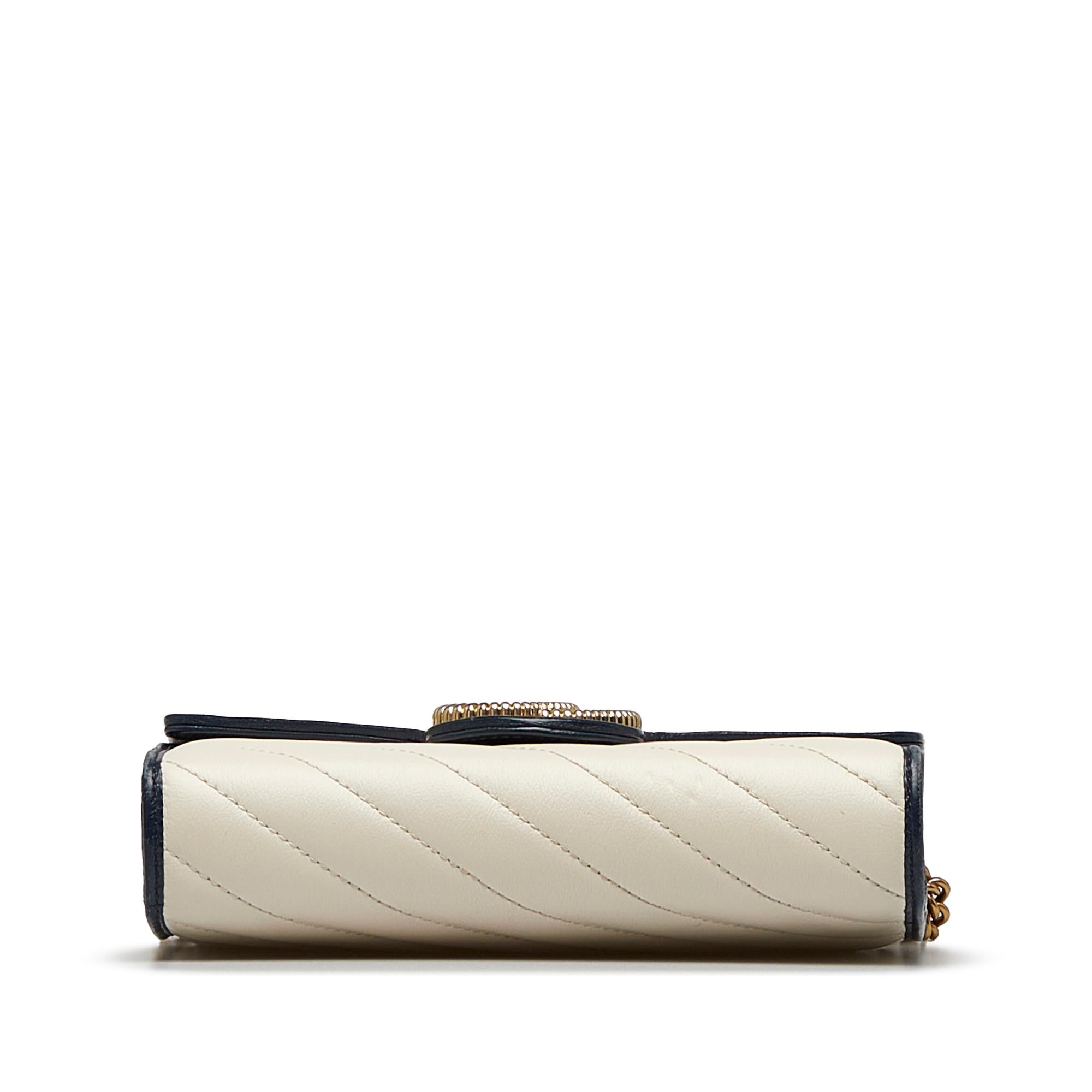 Gucci Mini GG Marmont Wallet on Chain (SHG-CNzPqQ)