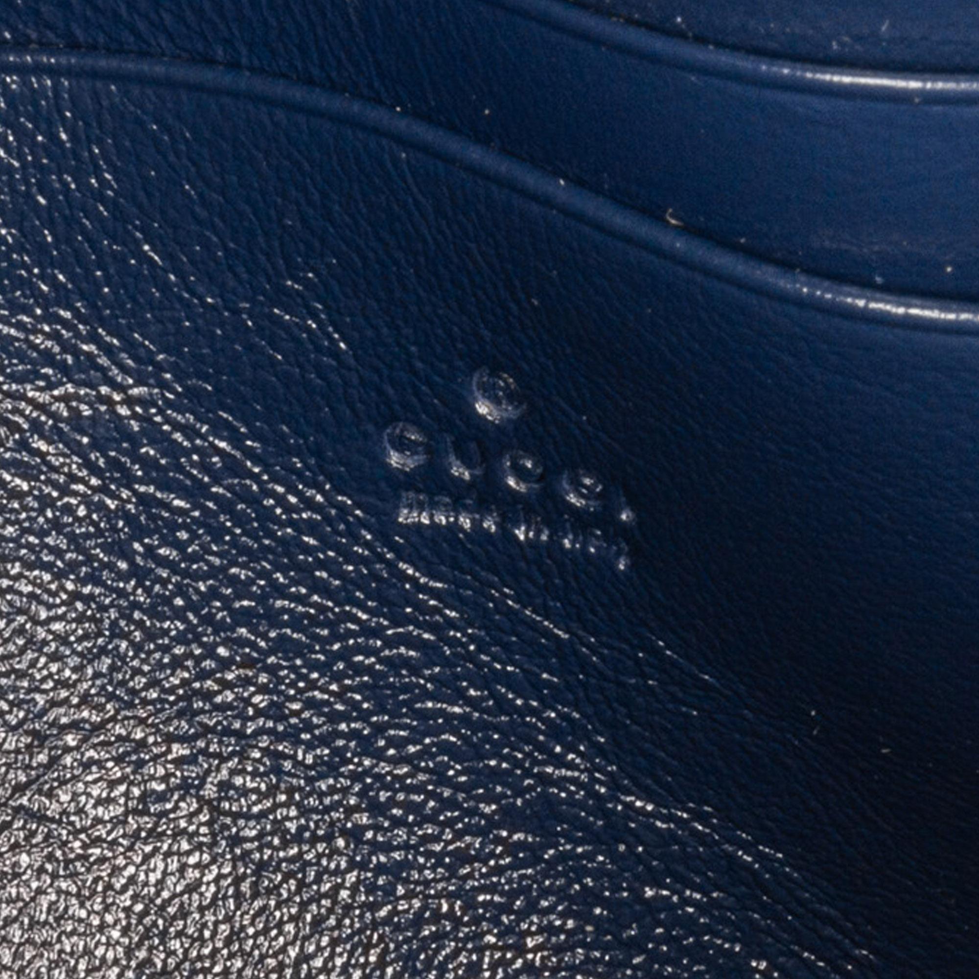 Gucci Mini GG Marmont Wallet on Chain (SHG-QYIeTn)
