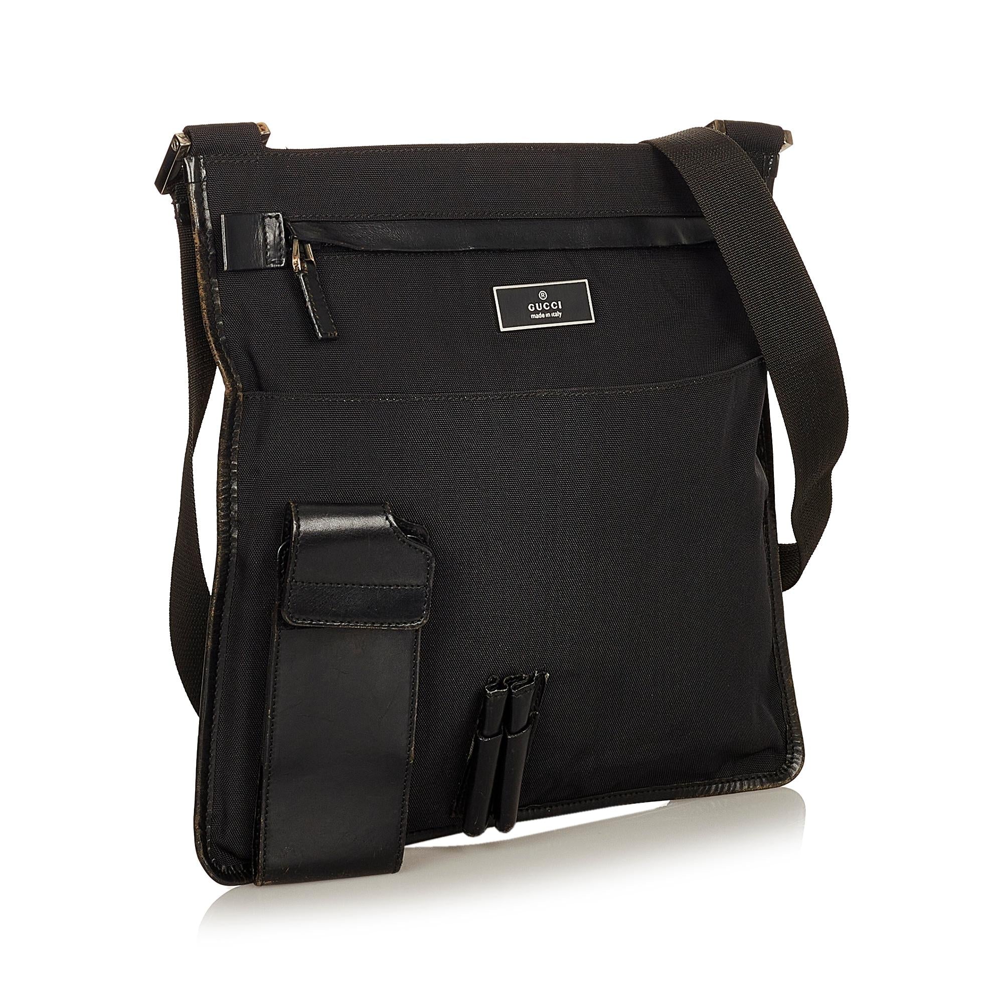 Gucci Nylon Crossbody Bag (SHG-31857)