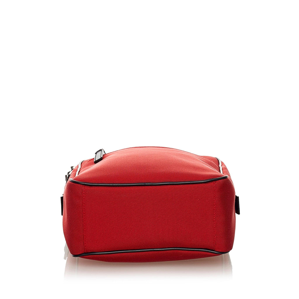Gucci Nylon Crossbody Bag (SHG-33854)