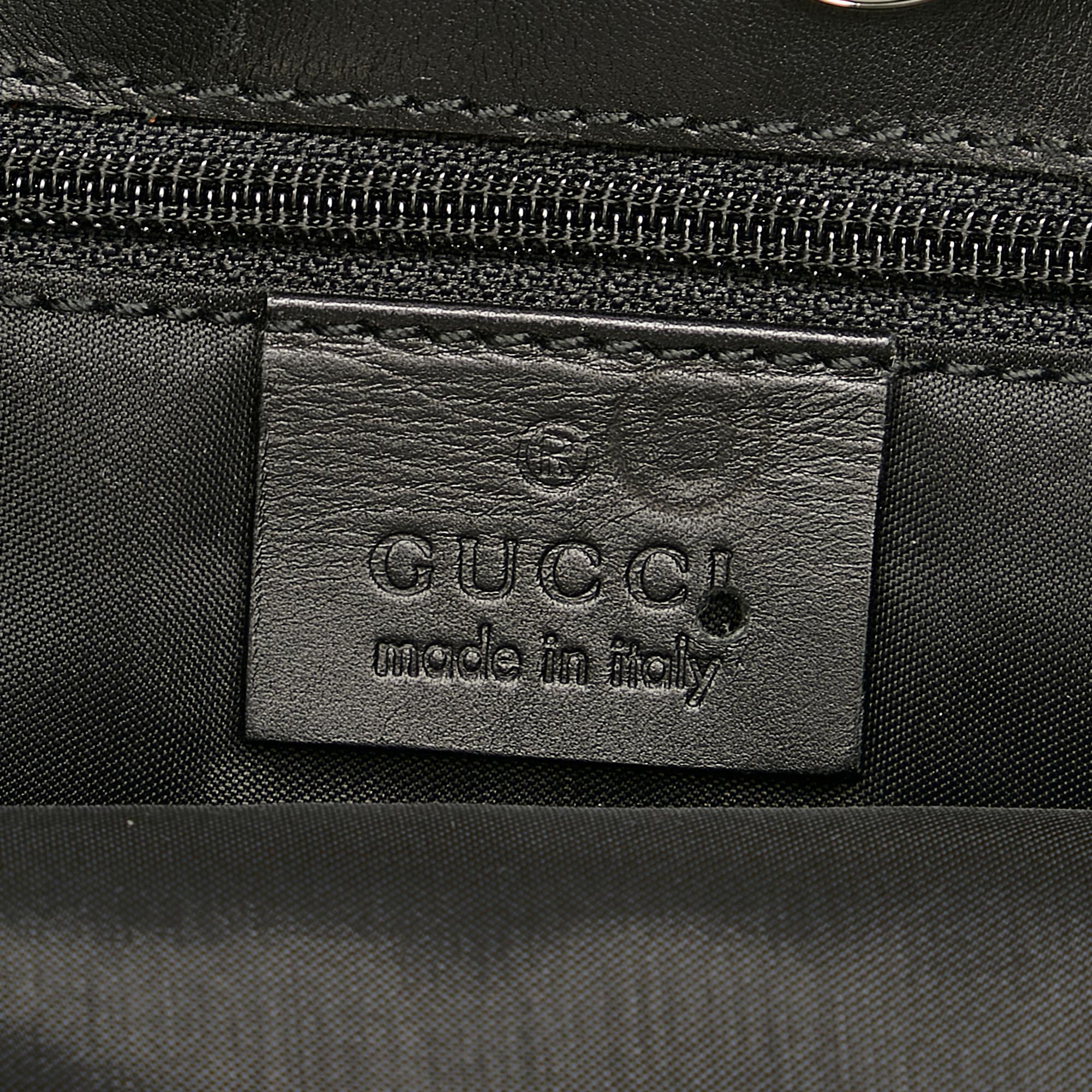 Gucci Nylon Drawstring Shoulder Bag (SHG-31853)