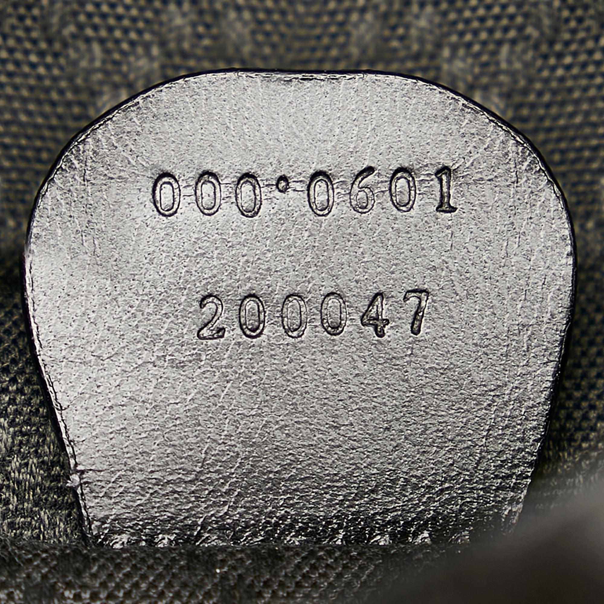 Gucci Nylon Handbag (SHG-31916)