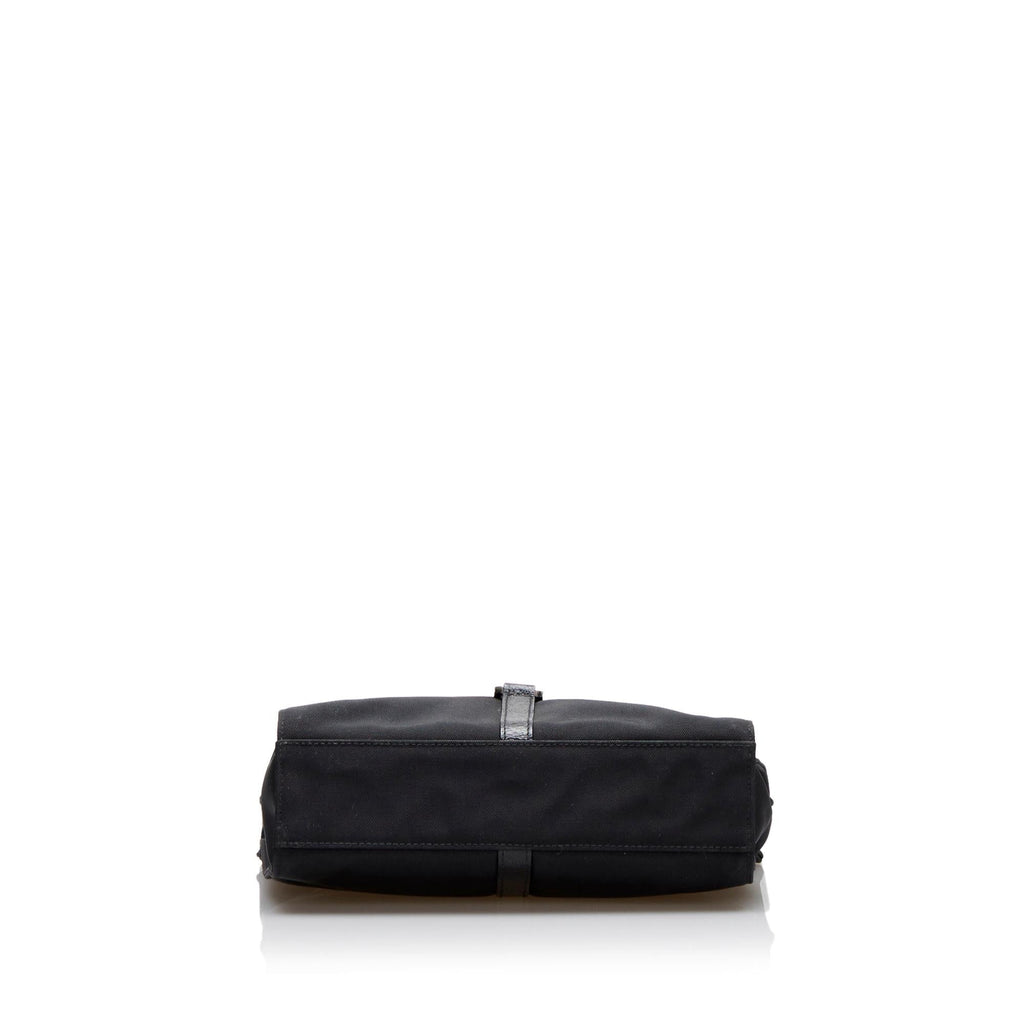 Gucci Nylon Jackie Shoulder Bag (SHG-c1Jvvt)