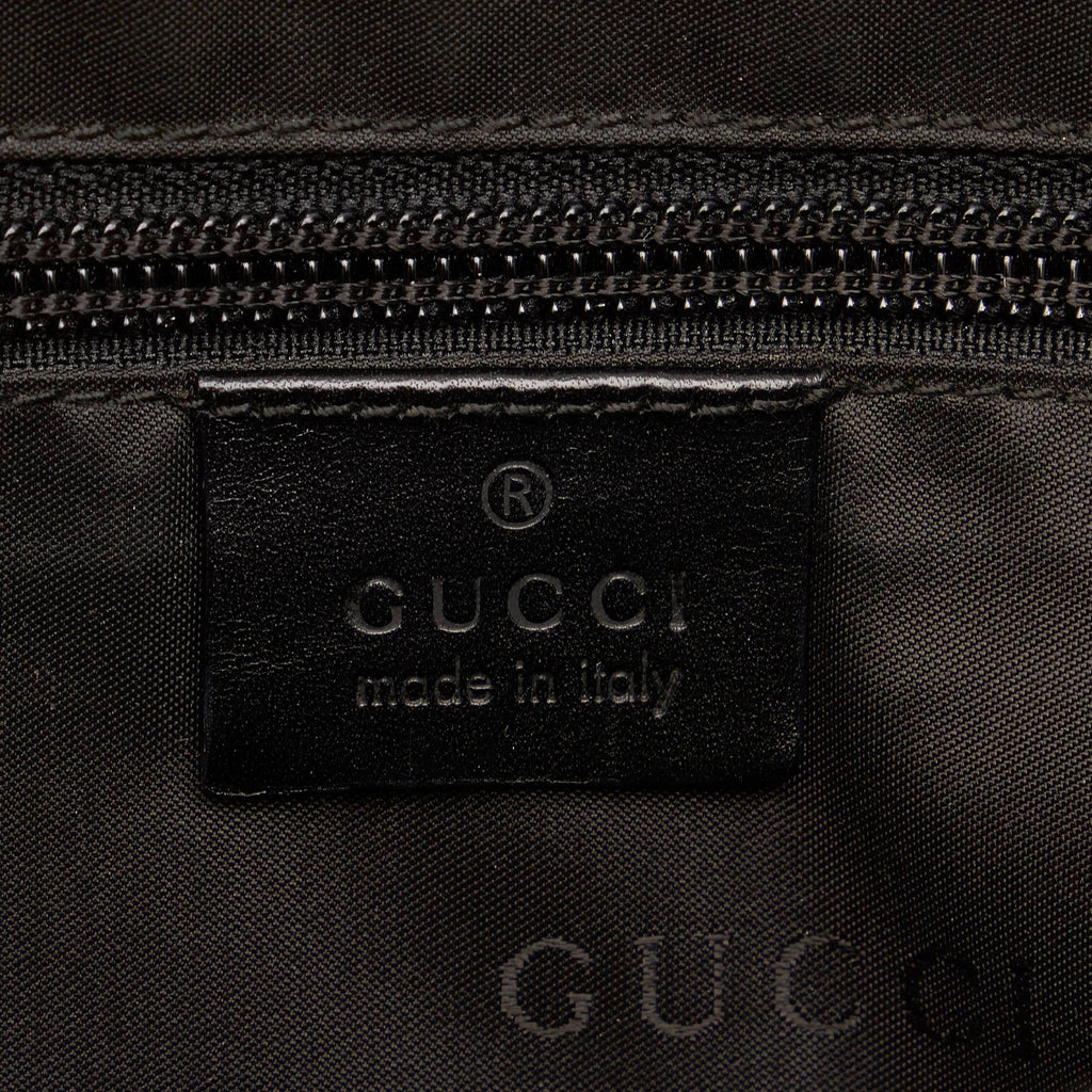 Gucci Nylon Pouch (SHG-29122)