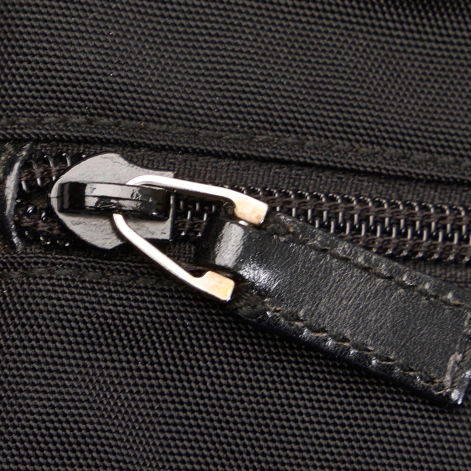 Gucci Nylon Pouch (SHG-29122)