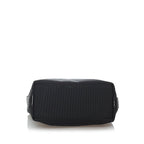 Gucci Nylon Shoulder Bag (SHG-29817)