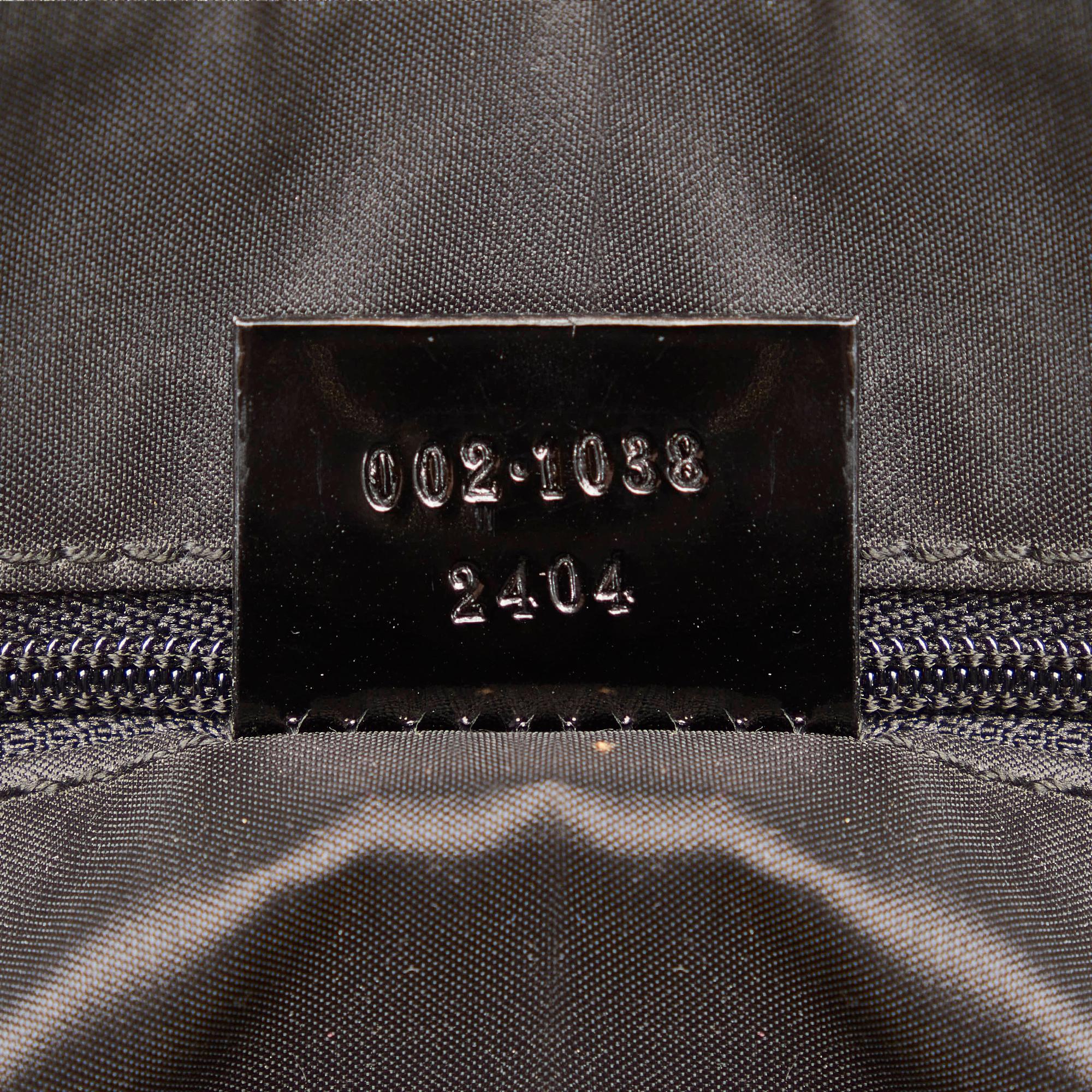 Gucci Nylon Shoulder Bag (SHG-31105)