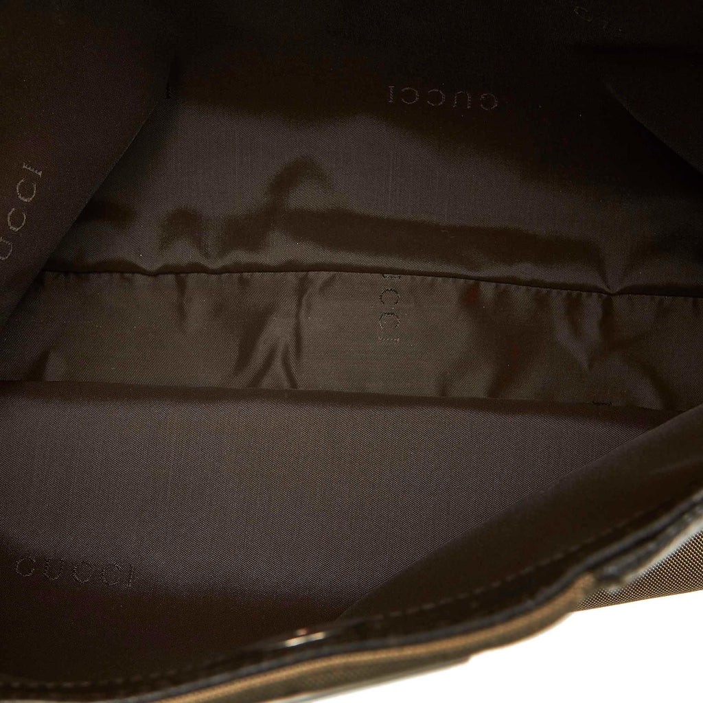 Gucci Nylon Shoulder Bag (SHG-32183)