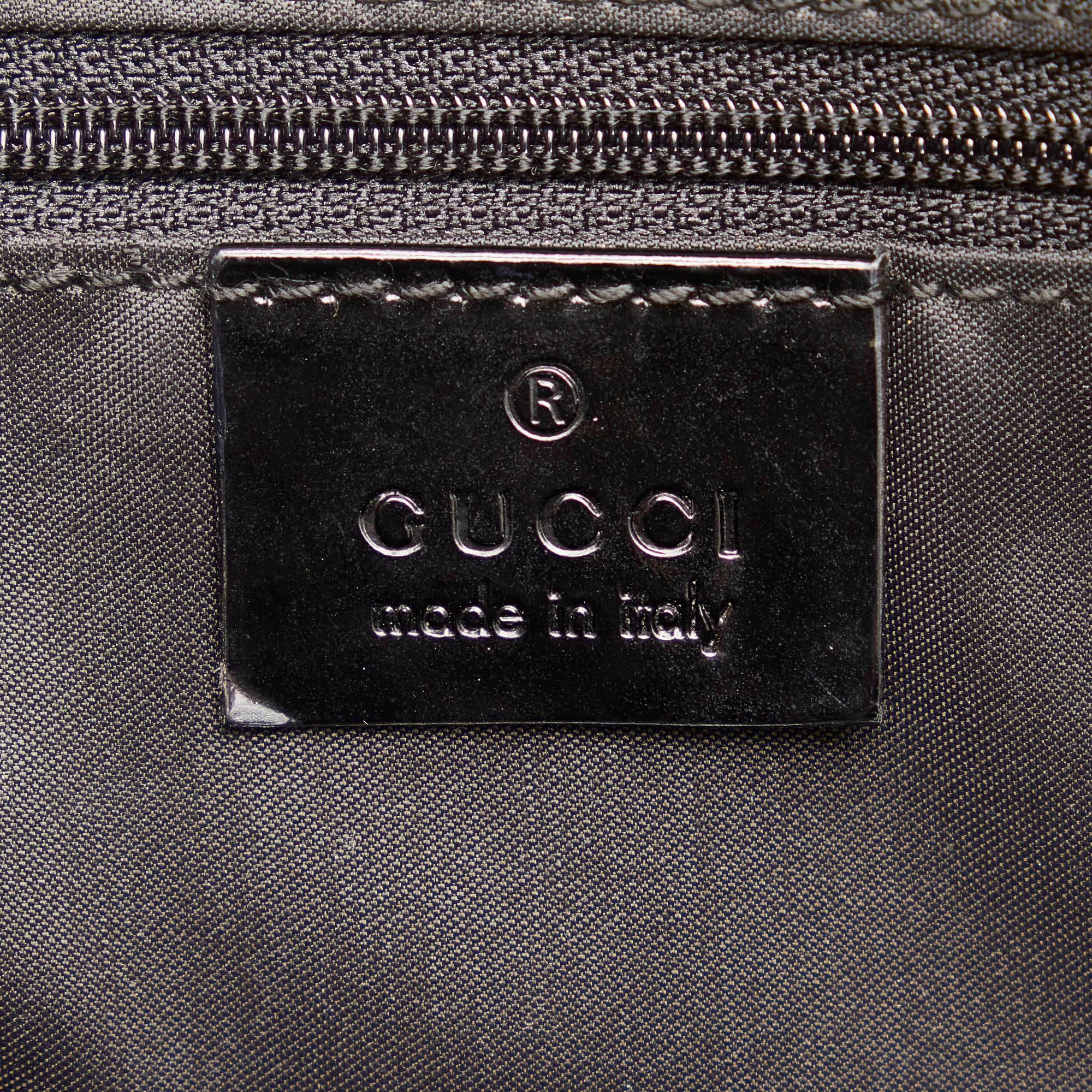 Gucci Nylon Shoulder Bag (SHG-34154)