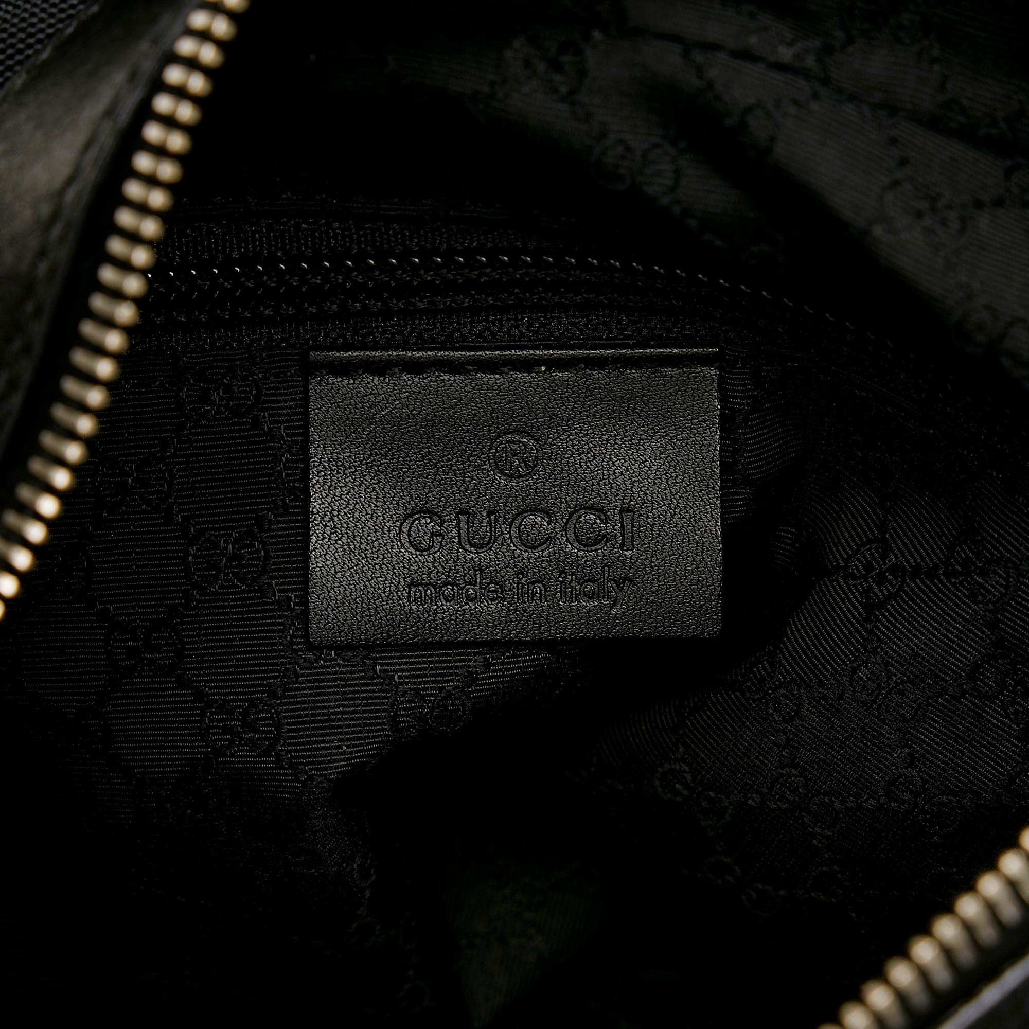 Gucci Nylon Shoulder Bag (SHG-MIDW4x)