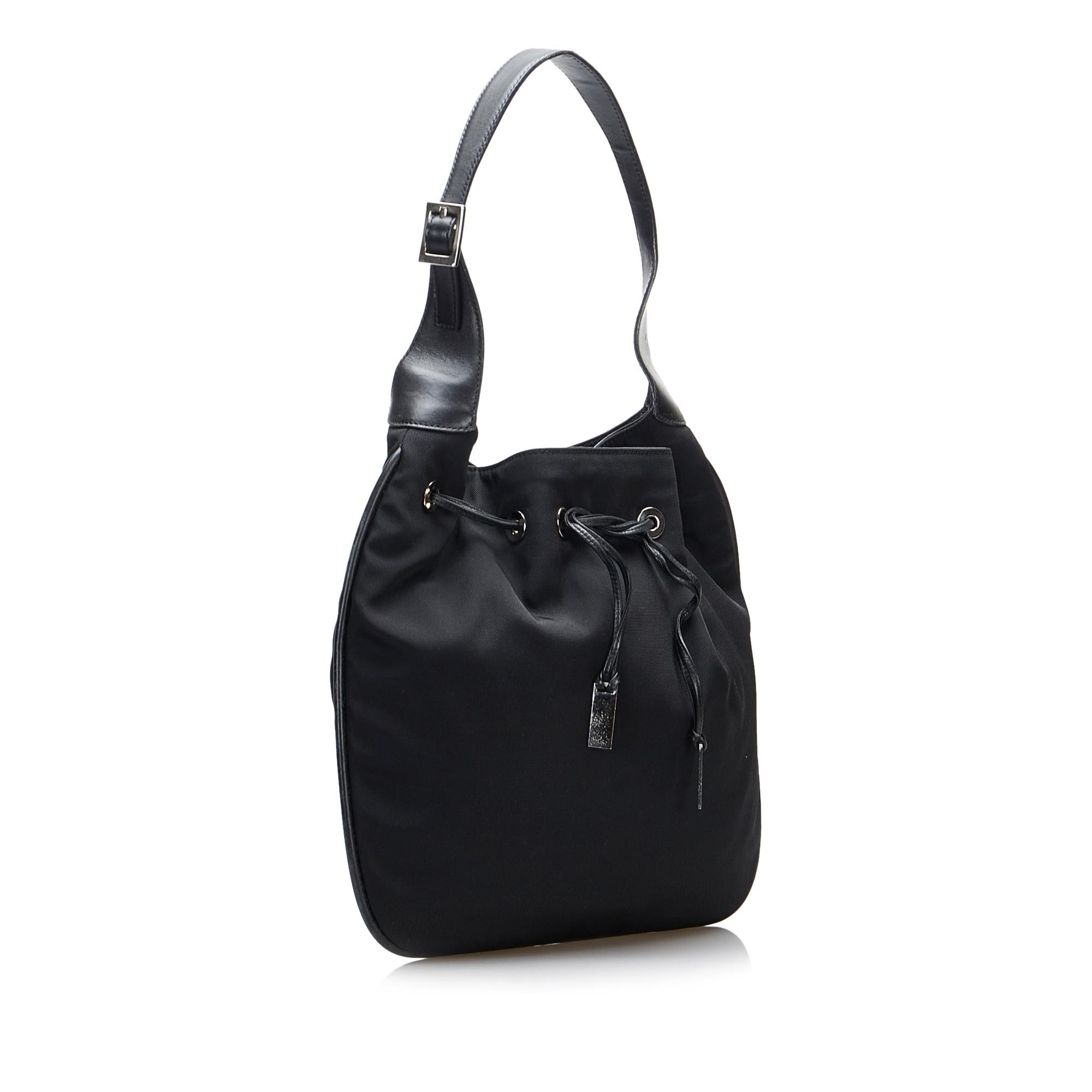 Gucci Nylon Shoulder Bag (SHG-7s9sJB)