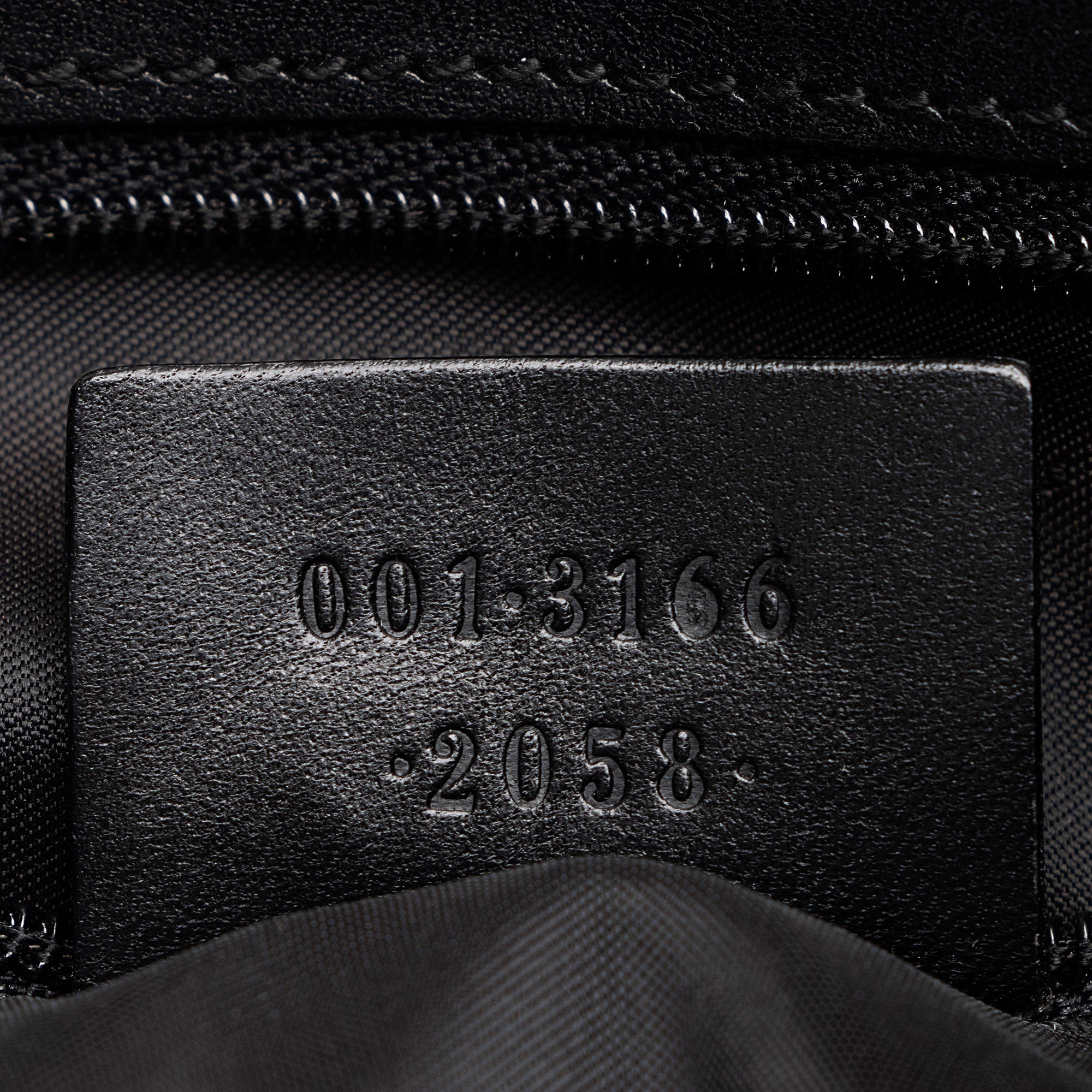 Gucci Nylon Shoulder Bag (SHF-e5Iktp)