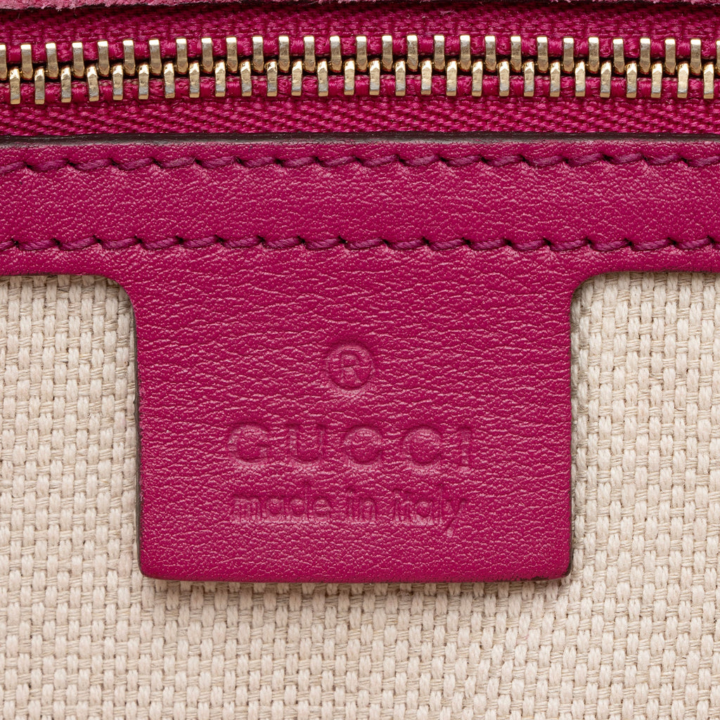 Gucci Patent Leather Soho Clutch (SHF-Lou69h)