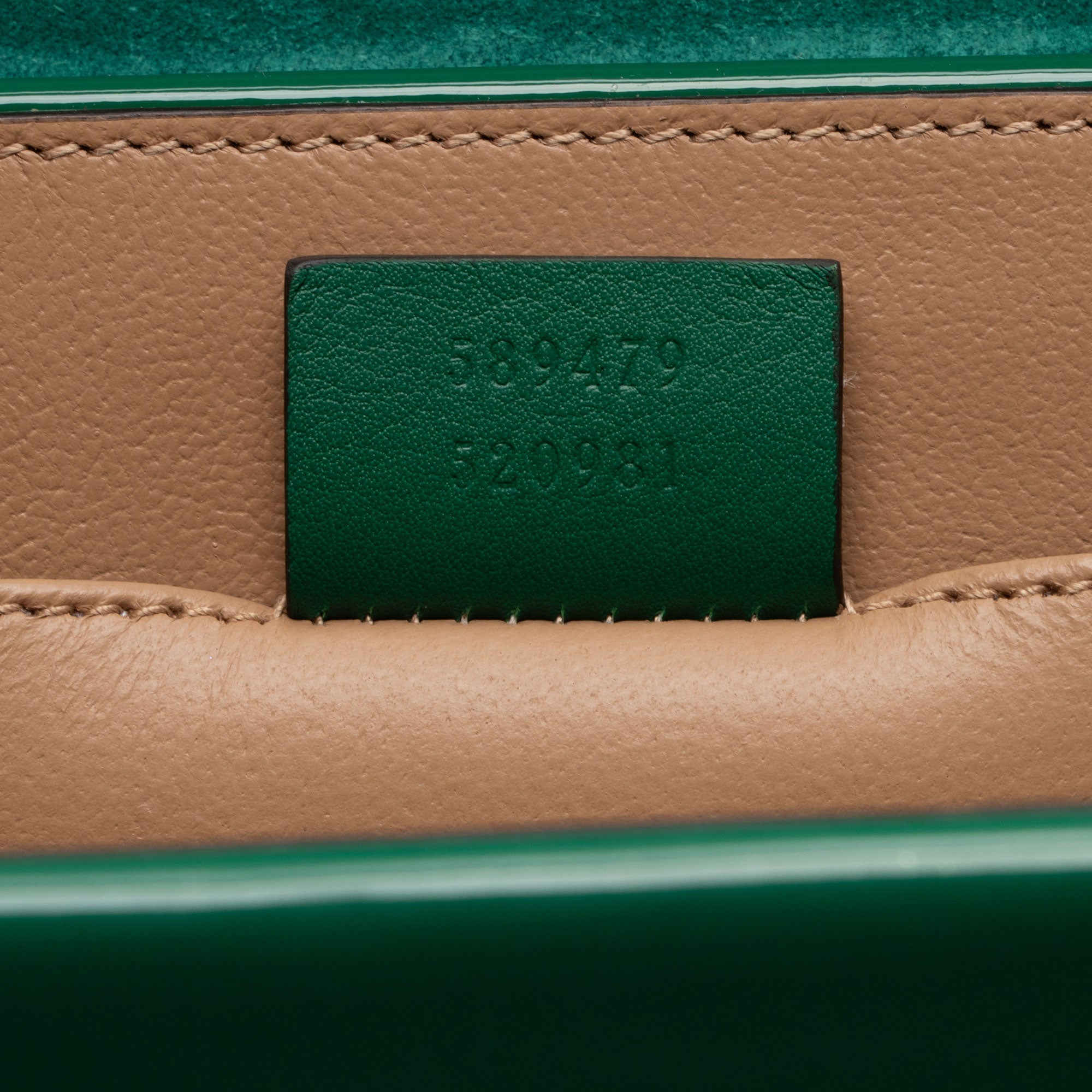 Gucci Patent Leather Sylvie 1969 Mini Top Handle (SHF-iiXdUI)