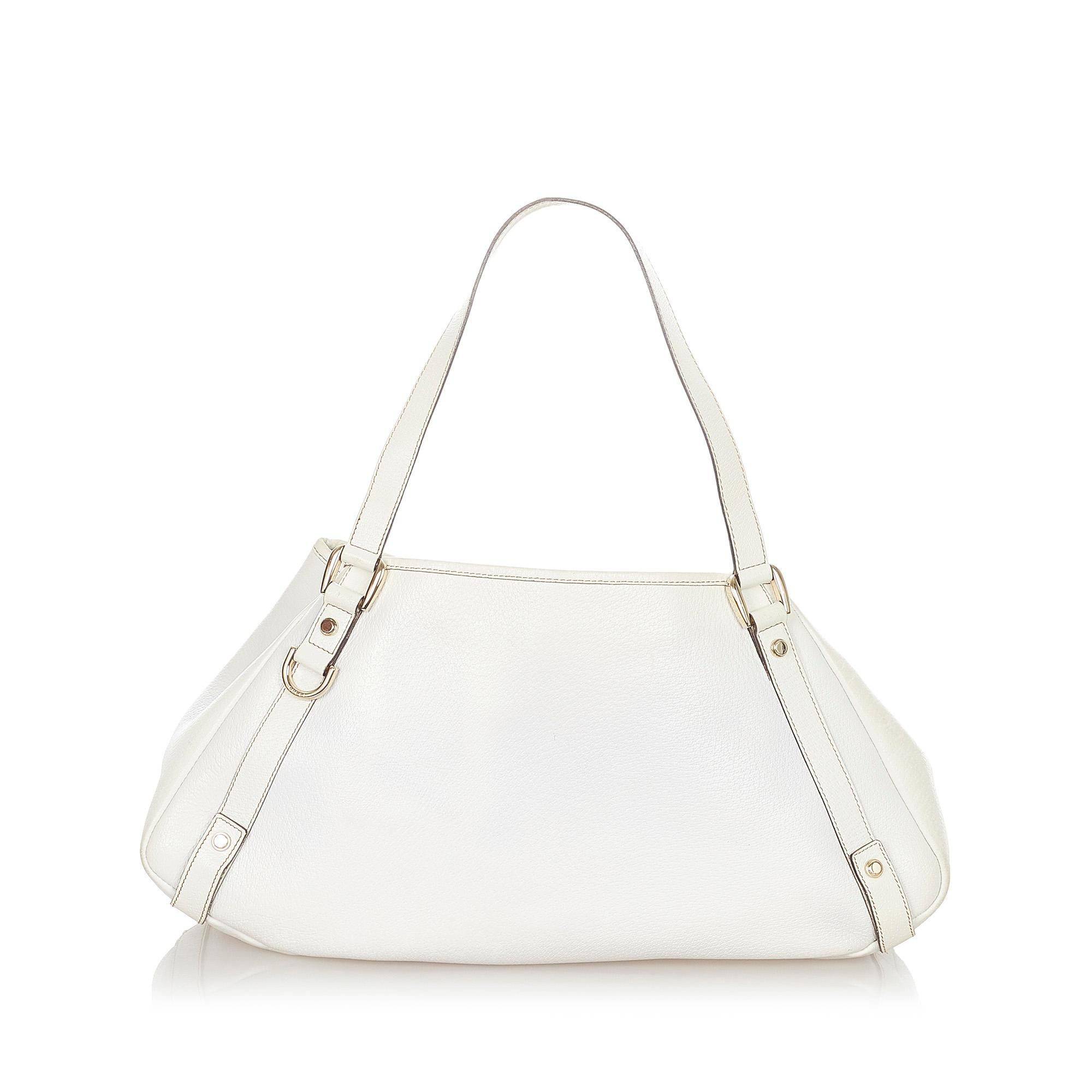 Gucci Pelham Leather Shoulder Bag (SHG-21129)