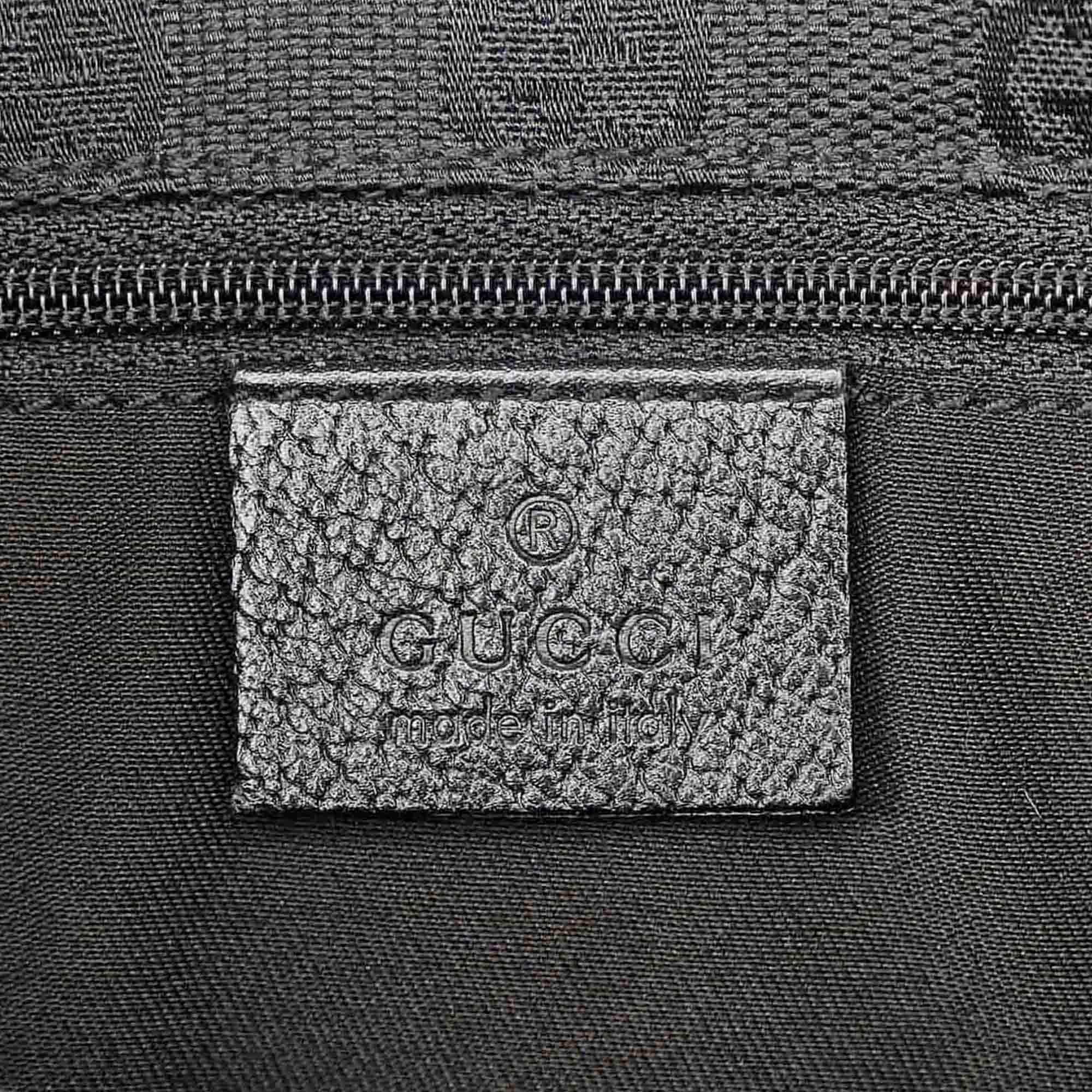 Gucci Pelham Leather Shoulder Bag (SHG-21218)