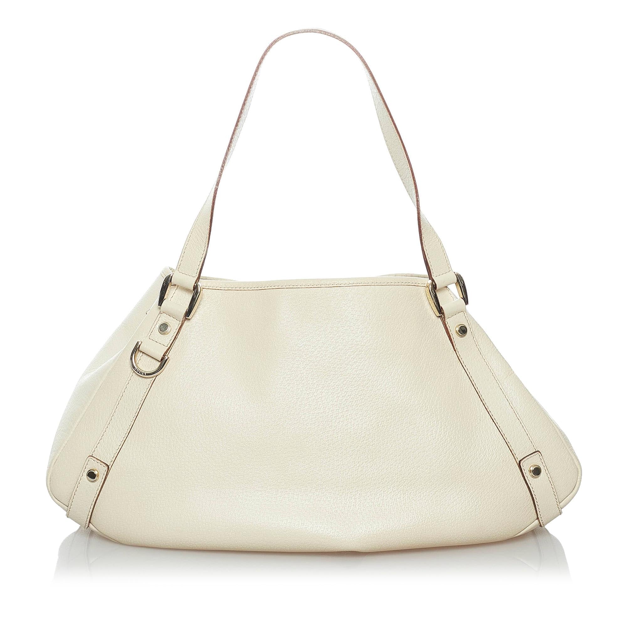 Gucci Pelham Leather Shoulder Bag (SHG-33847)