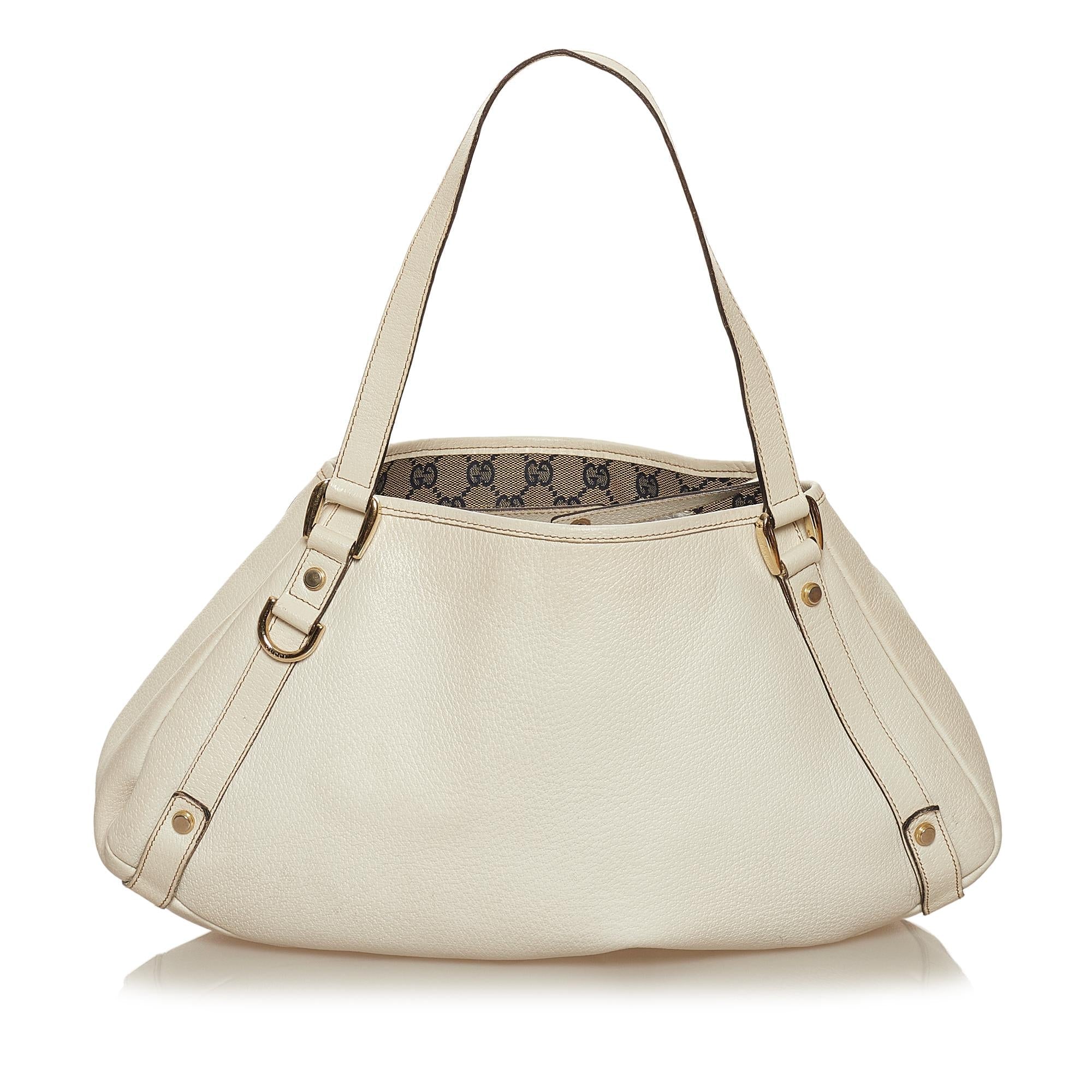 Gucci Pelham Leather Shoulder Bag (SHG-36143)