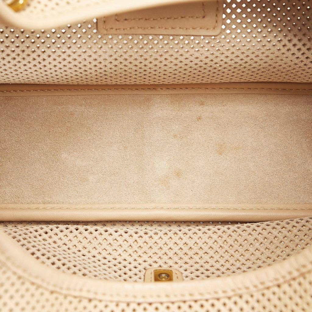 Gucci Perforated Jackie Shoulder Bag (SHG-FHA5EO)