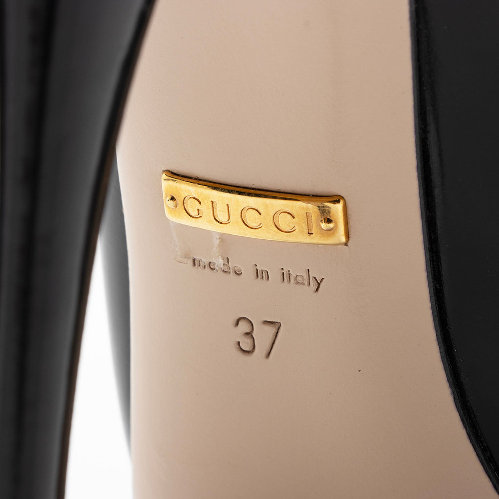 Gucci Polished Leather Removable Faux Pearl Bow Pumps - Size 7 / 37