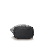 Gucci Quilted Leather Handbag (SHG-27357)