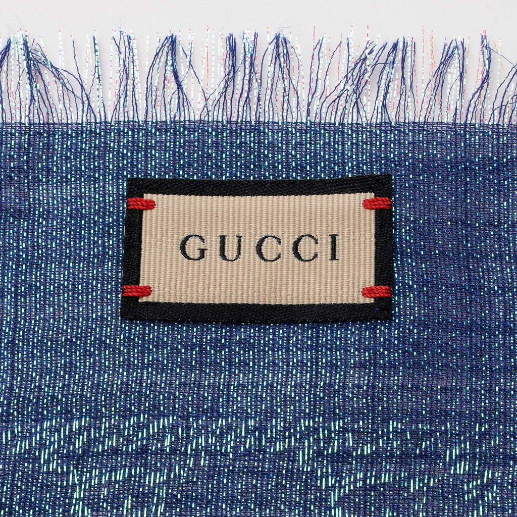 Gucci Shimmer Stenlux Wool Jacquard GG Reversible Scarf (SHF-NlVPkU)