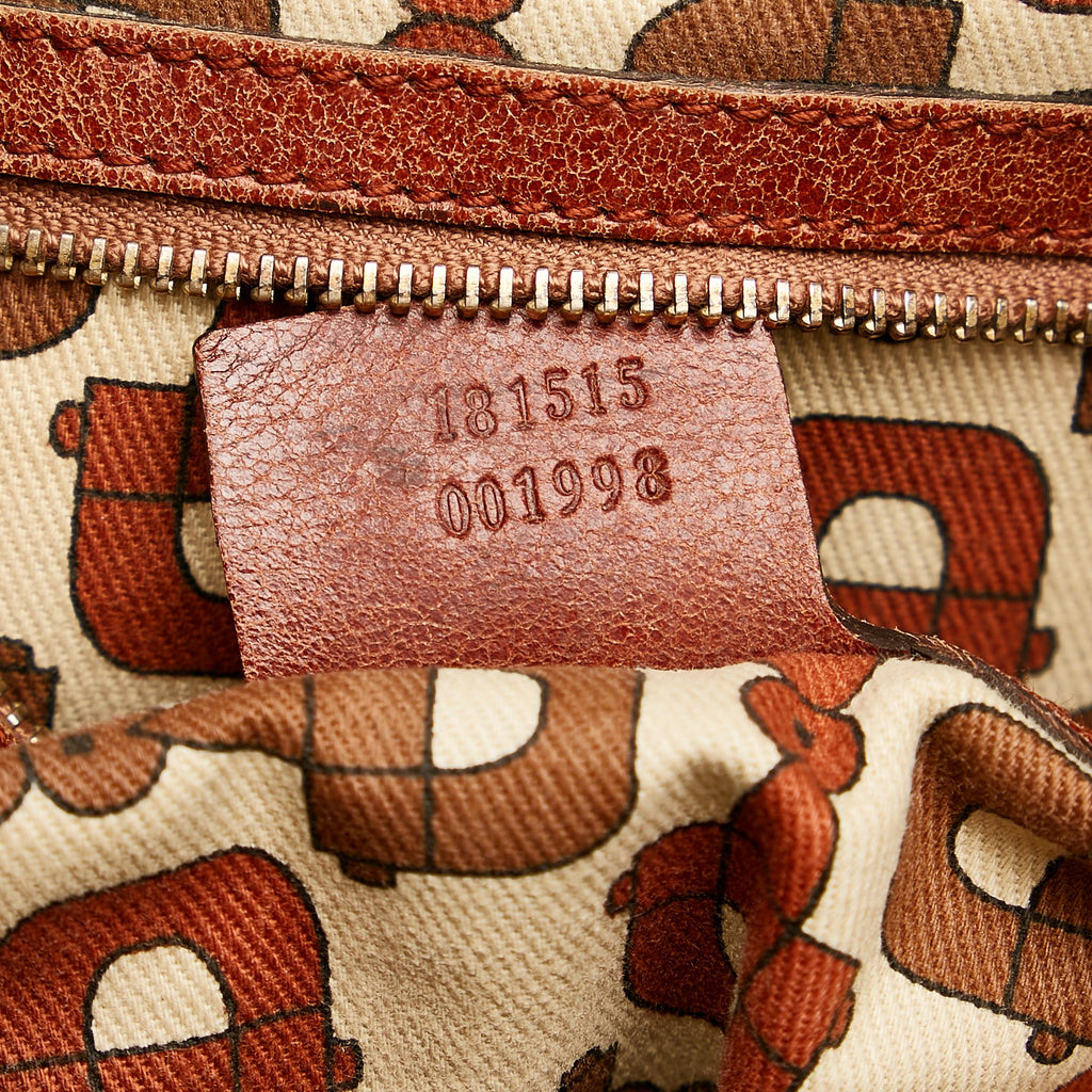 Gucci Signoria Leather Shoulder Bag (SHG-34549)