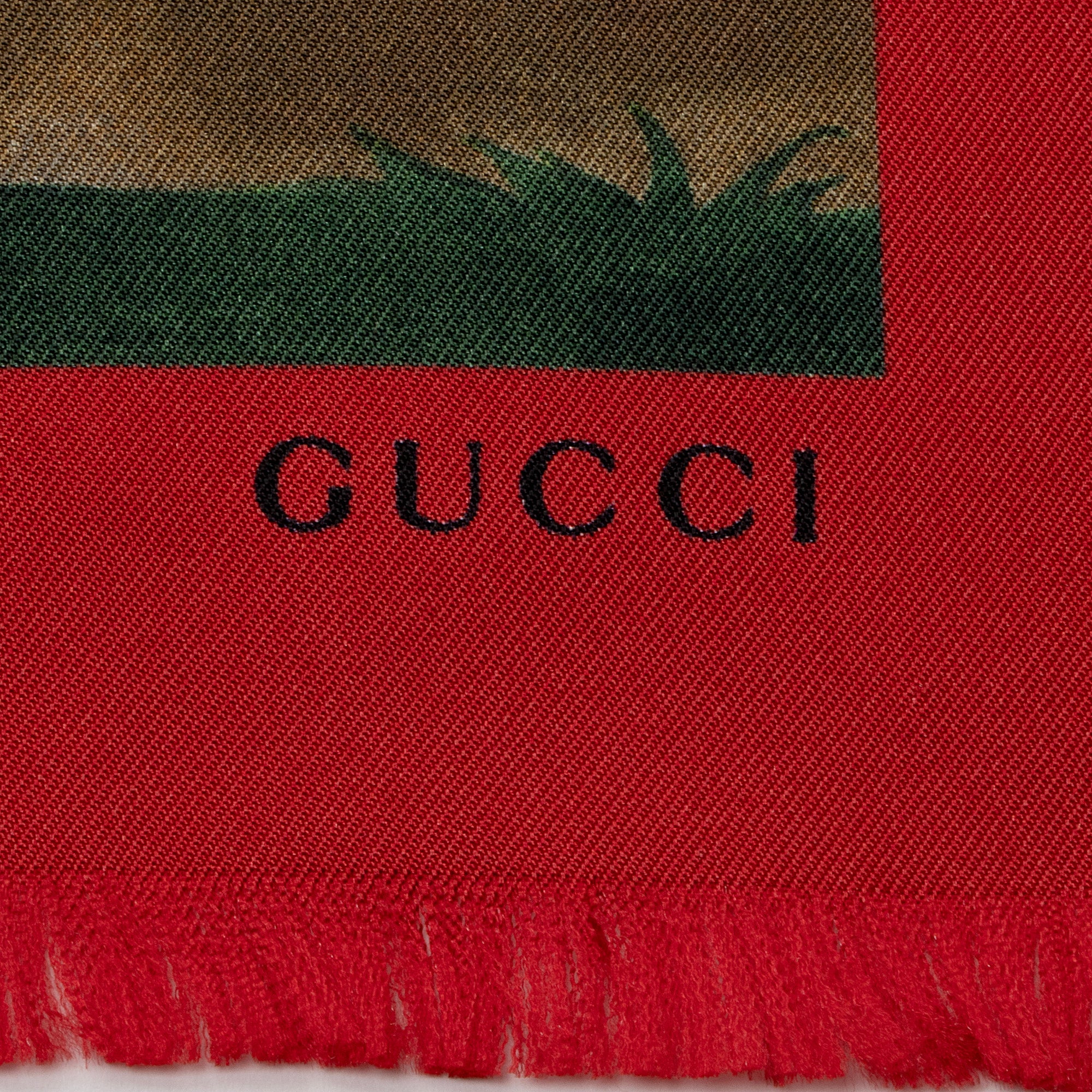 Gucci Silk Twill GG Tian 90cm Scarf (SHF-4YRsUb)