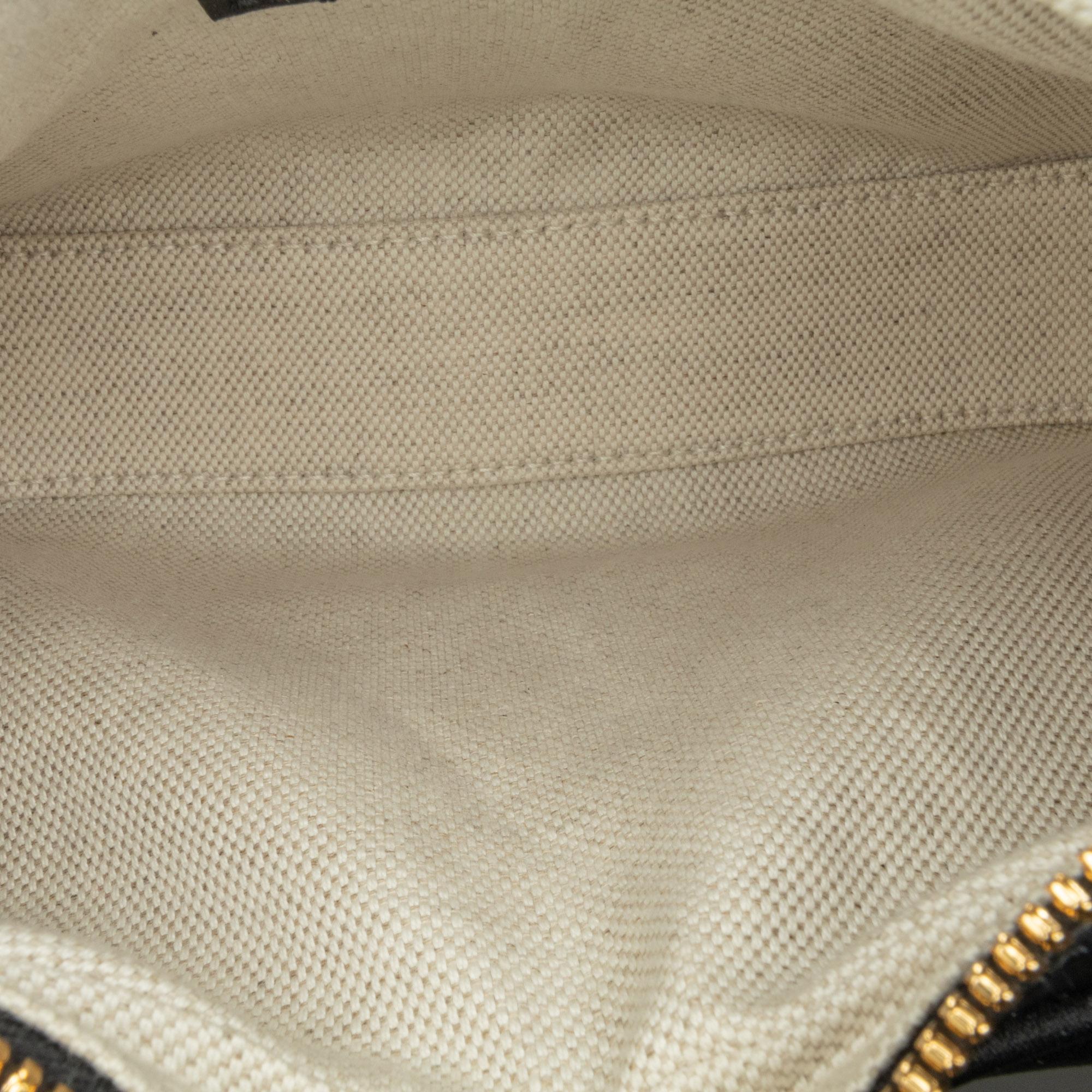 Gucci Small Attache Crossbody Bag (SHG-PXGlzN)