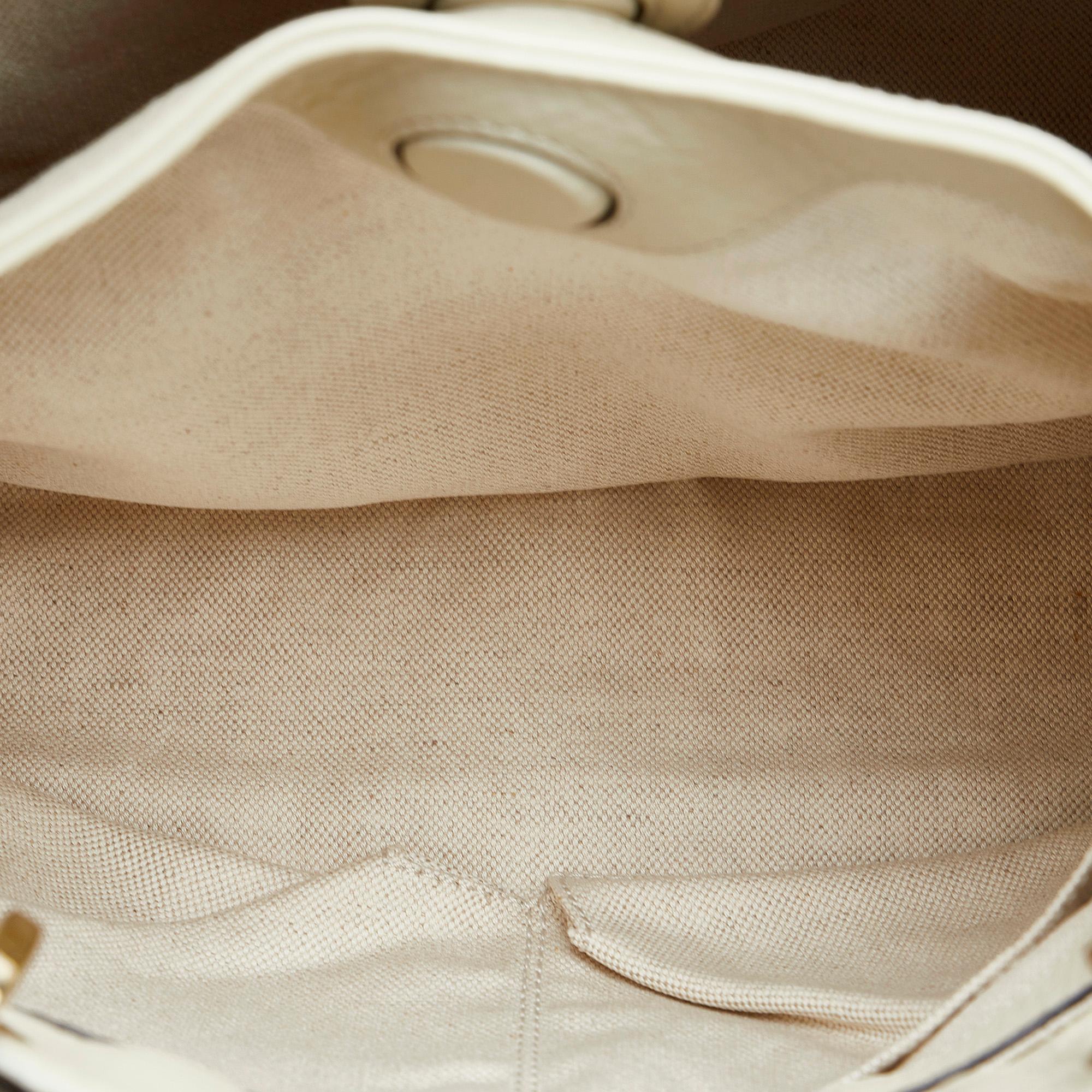 Gucci Small Bamboo Shopper (SHG-fzf4hC)