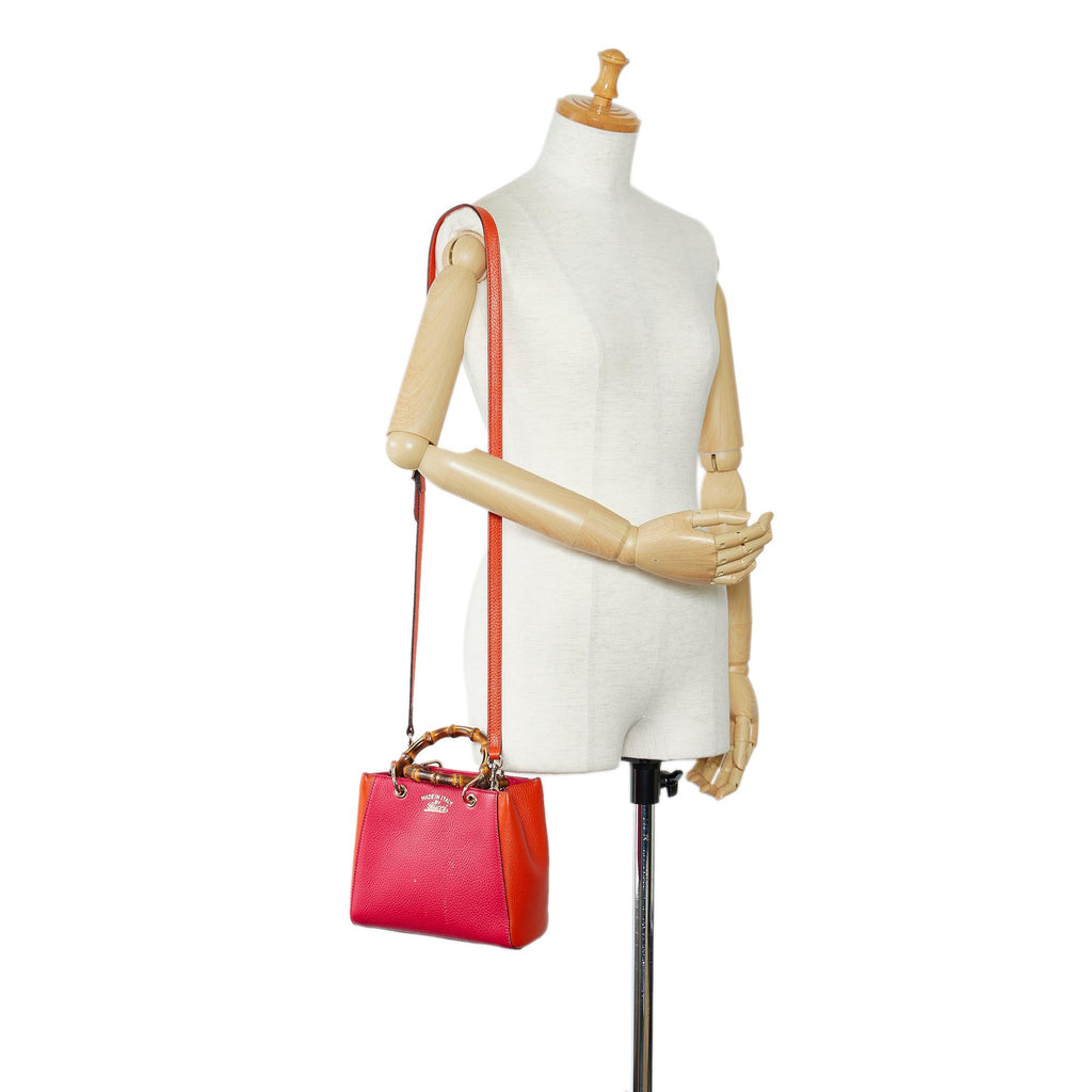 Gucci Small Bicolor Bamboo Shopper (SHG-EwGBDy)