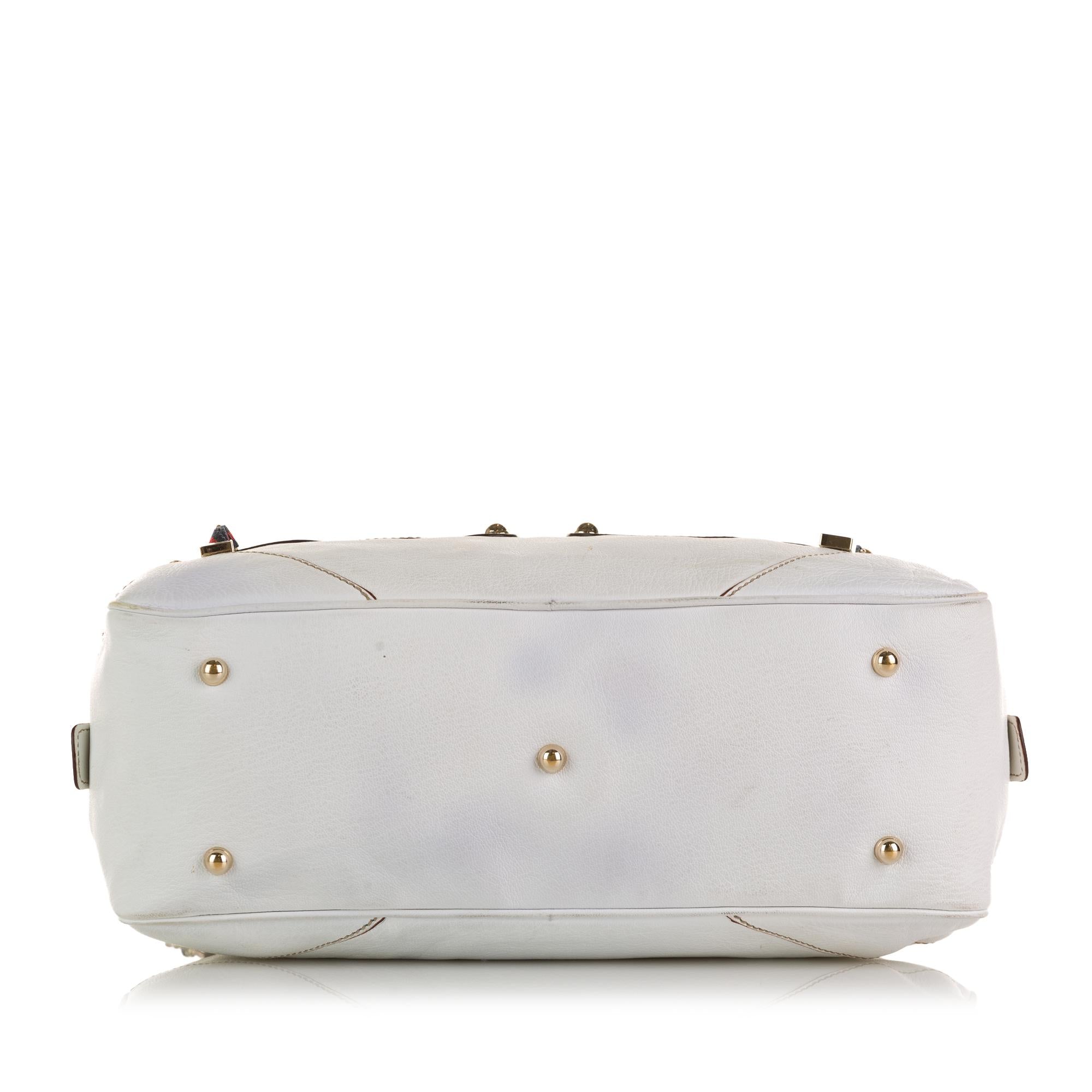 Gucci Small Capri Shoulder Bag (SHG-e3FxIu)
