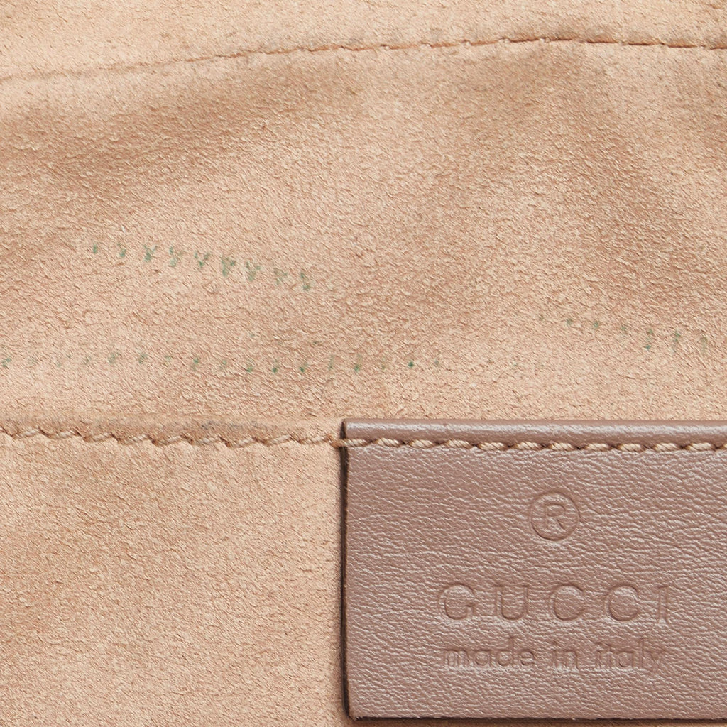 Gucci Small GG Marmont Matelasse Crossbody Bag (SHG-hny90r)
