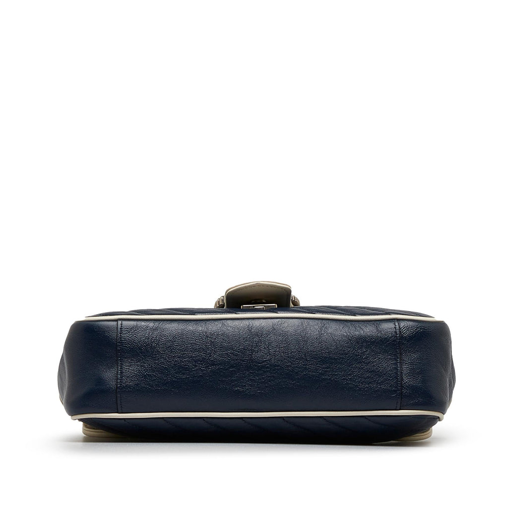 Gucci Small GG Marmont Matelasse Crossbody Bag (SHG-gXACgT)