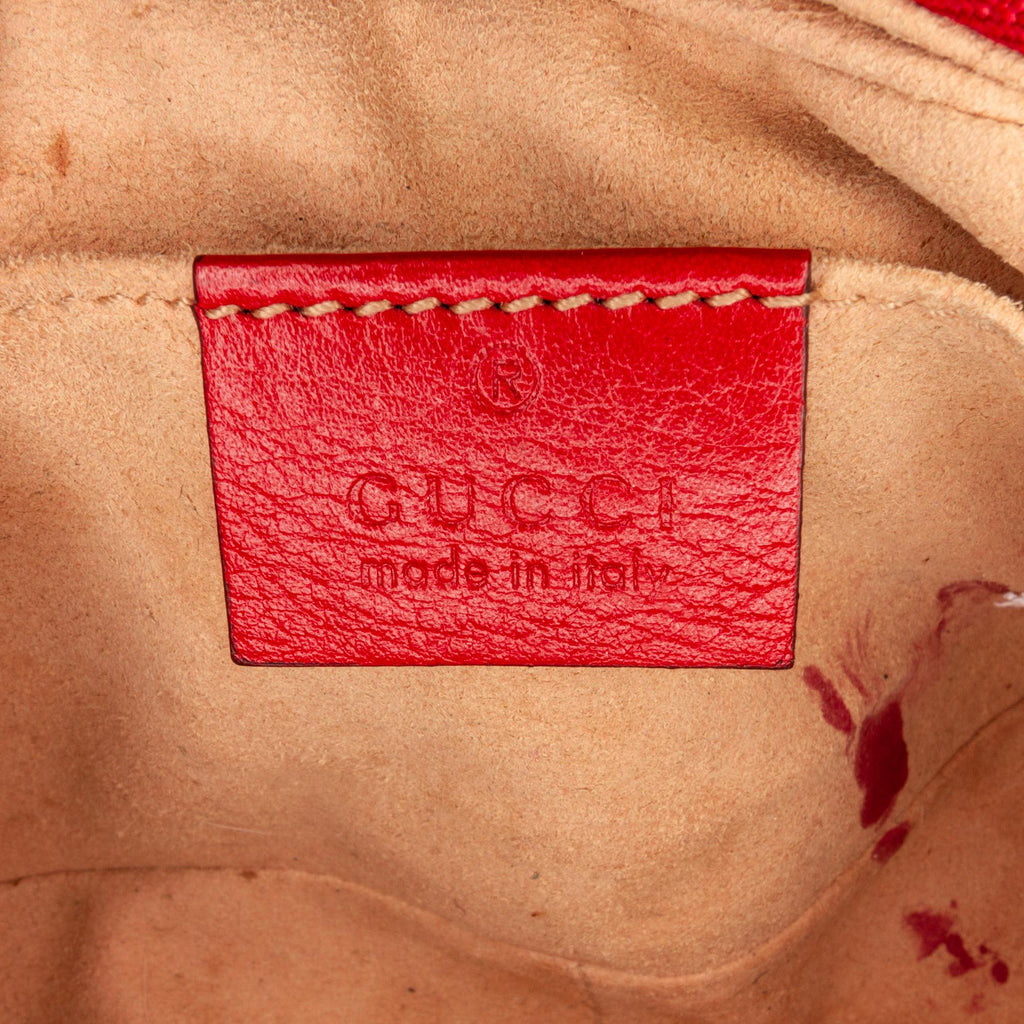 Gucci Small GG Marmont Matelasse Crossbody (SHG-MMqwXR)