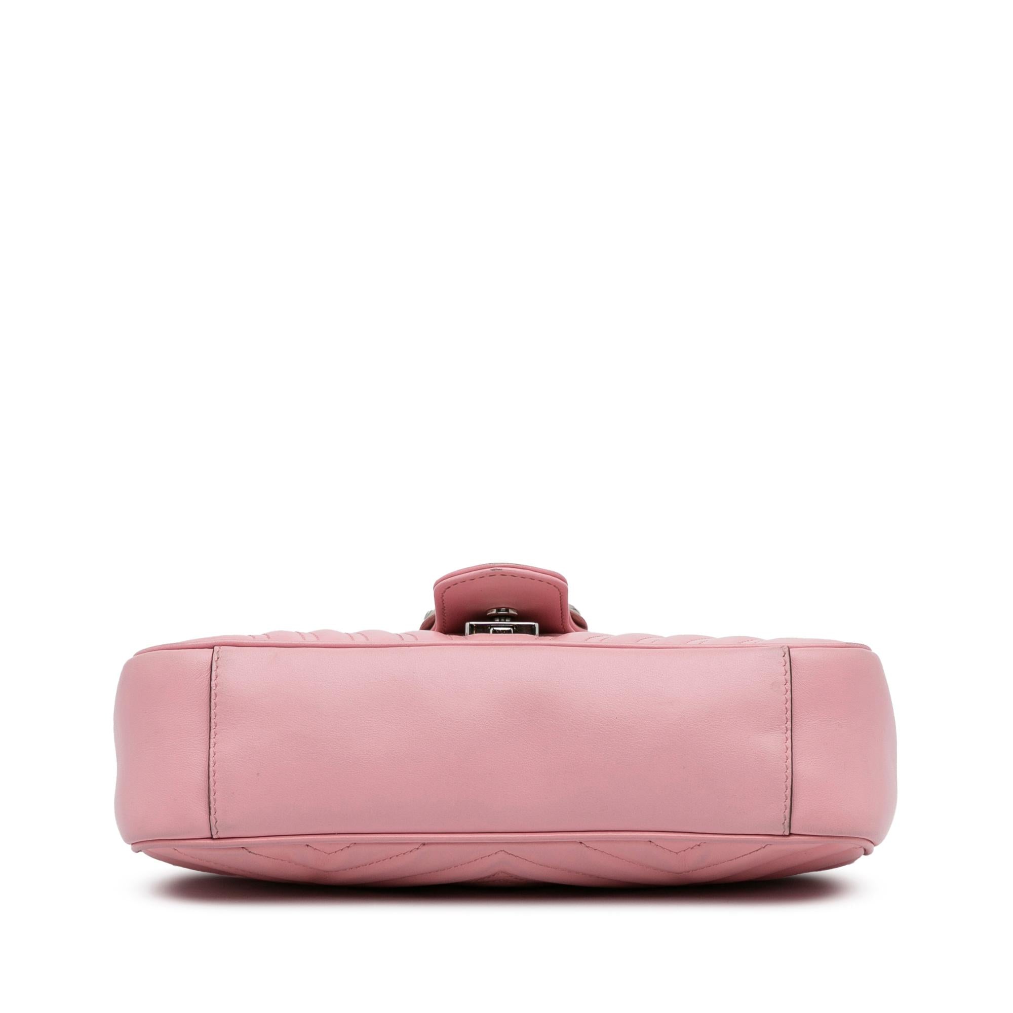 Gucci Small GG Marmont Matelasse Crossbody (SHG-3Rc6Ns)