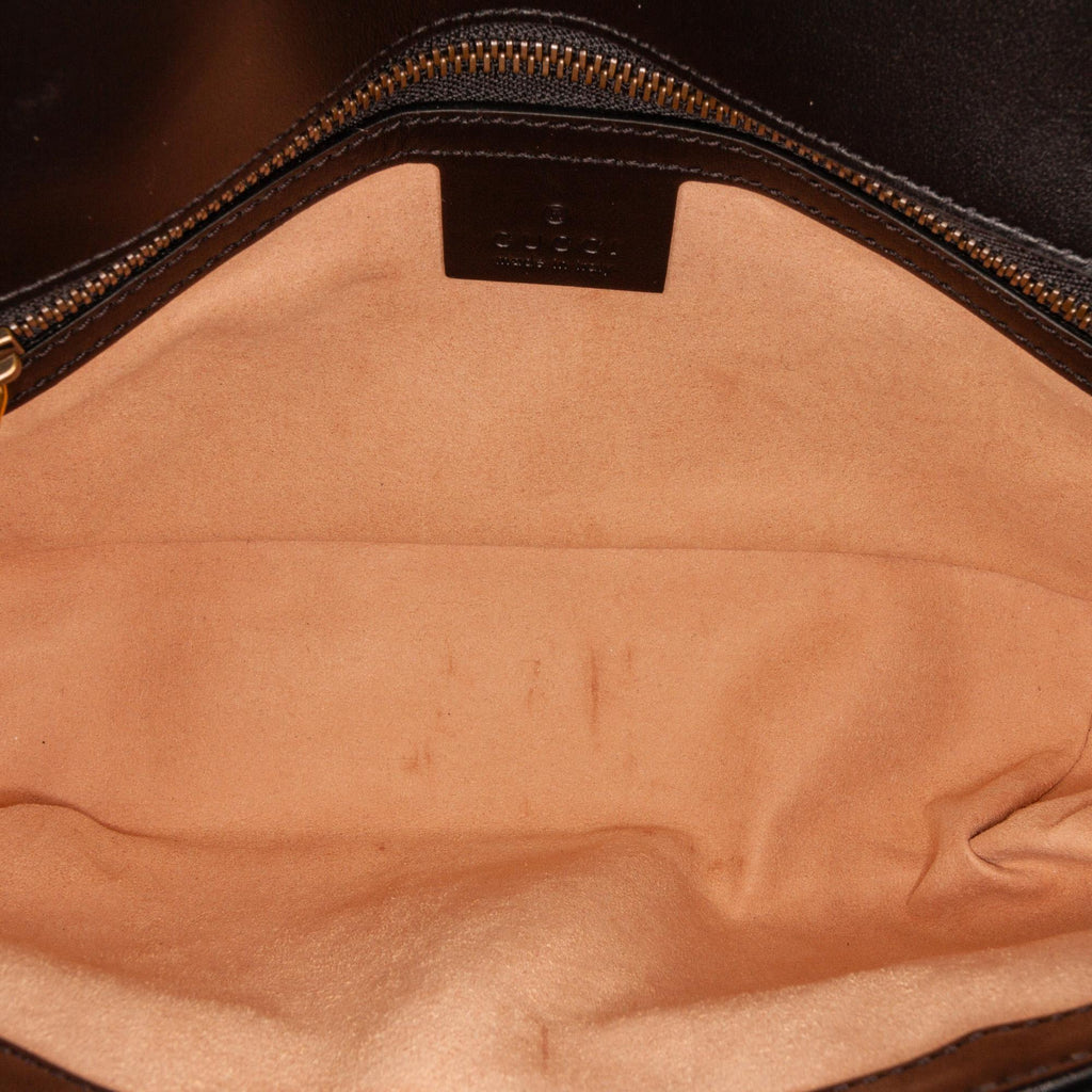 Gucci Small GG Marmont Matelasse Crossbody (SHG-DdfqLM)