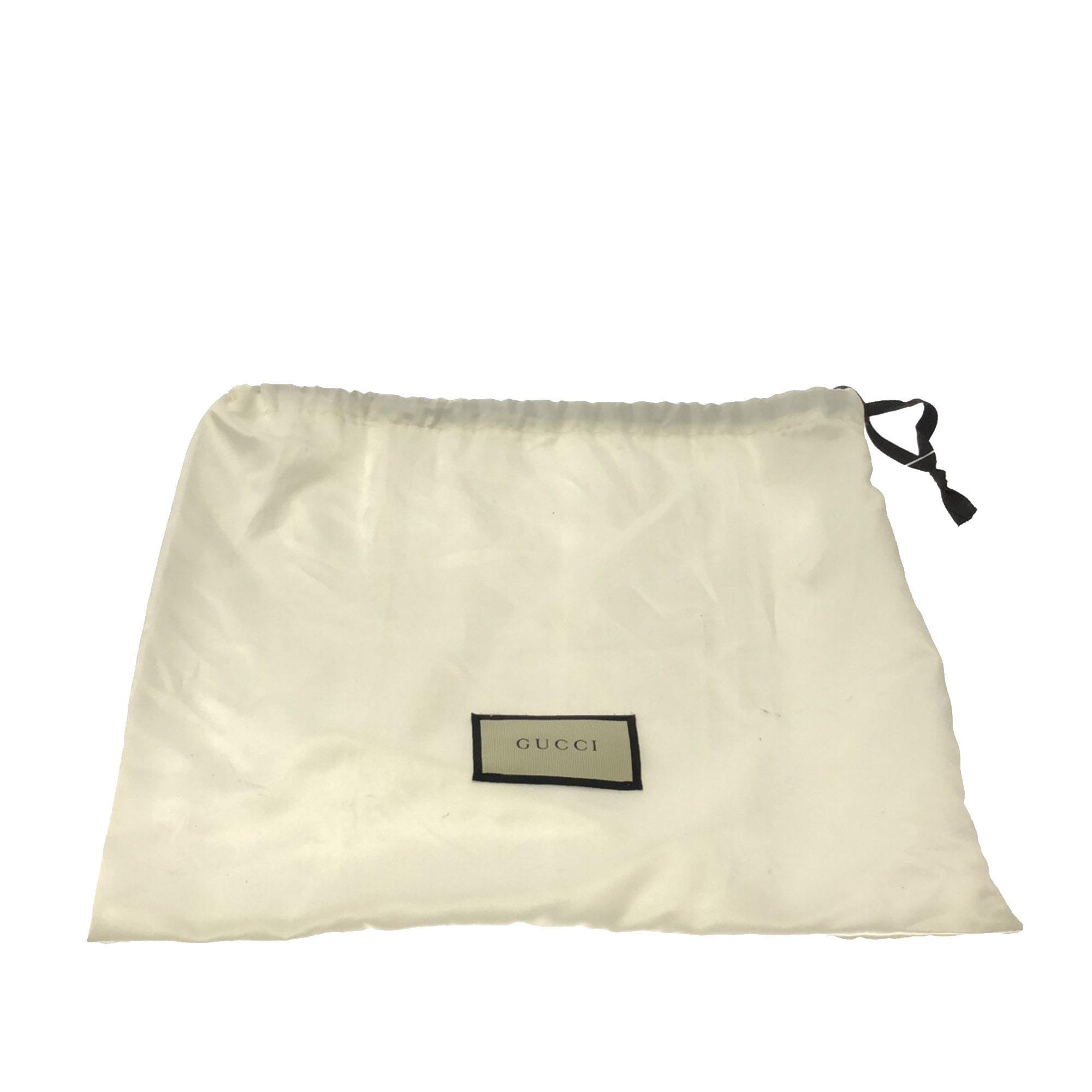 Gucci Small GG Marmont Matelasse Crossbody (SHG-NUxC1I)